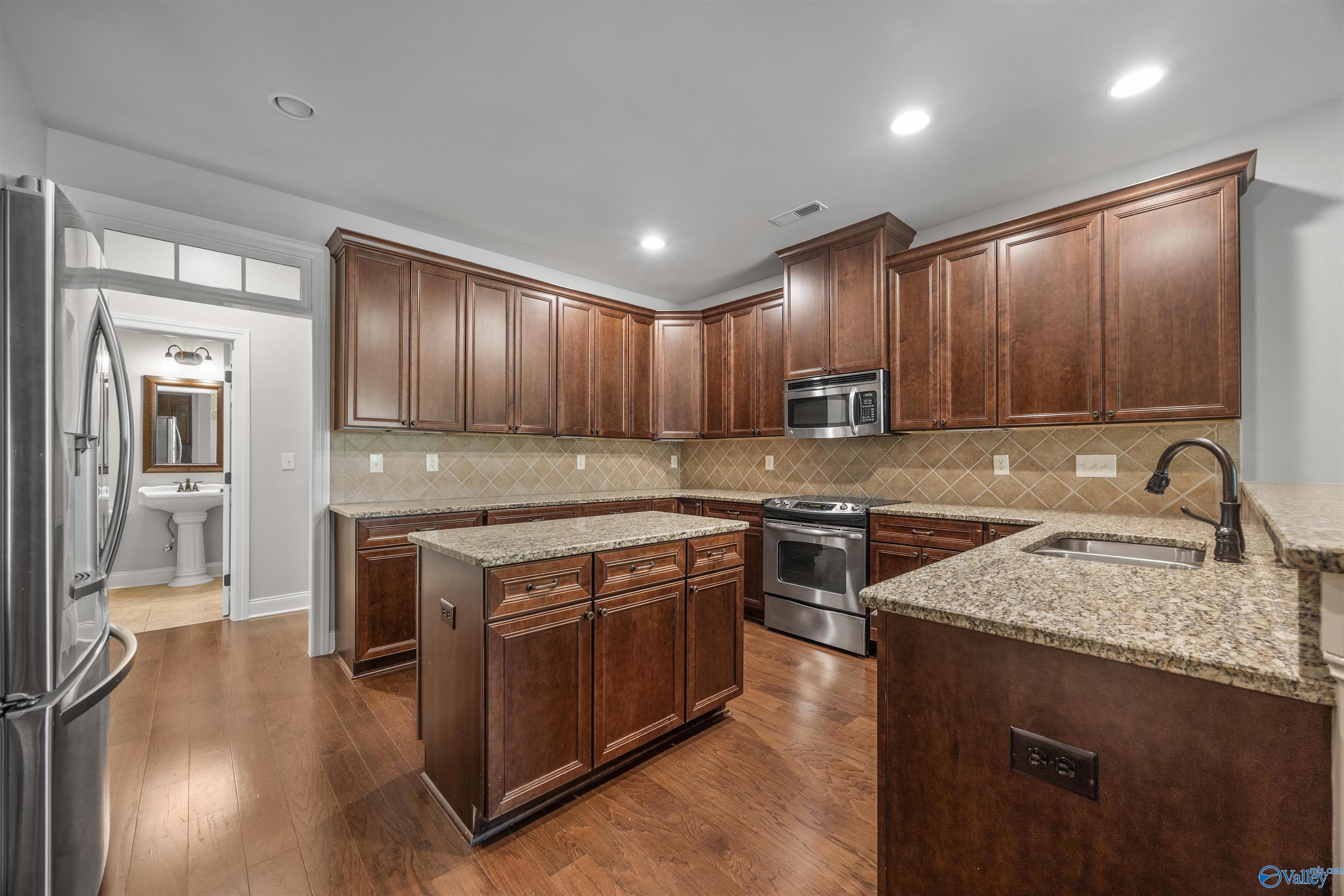 102 Woodmere Court