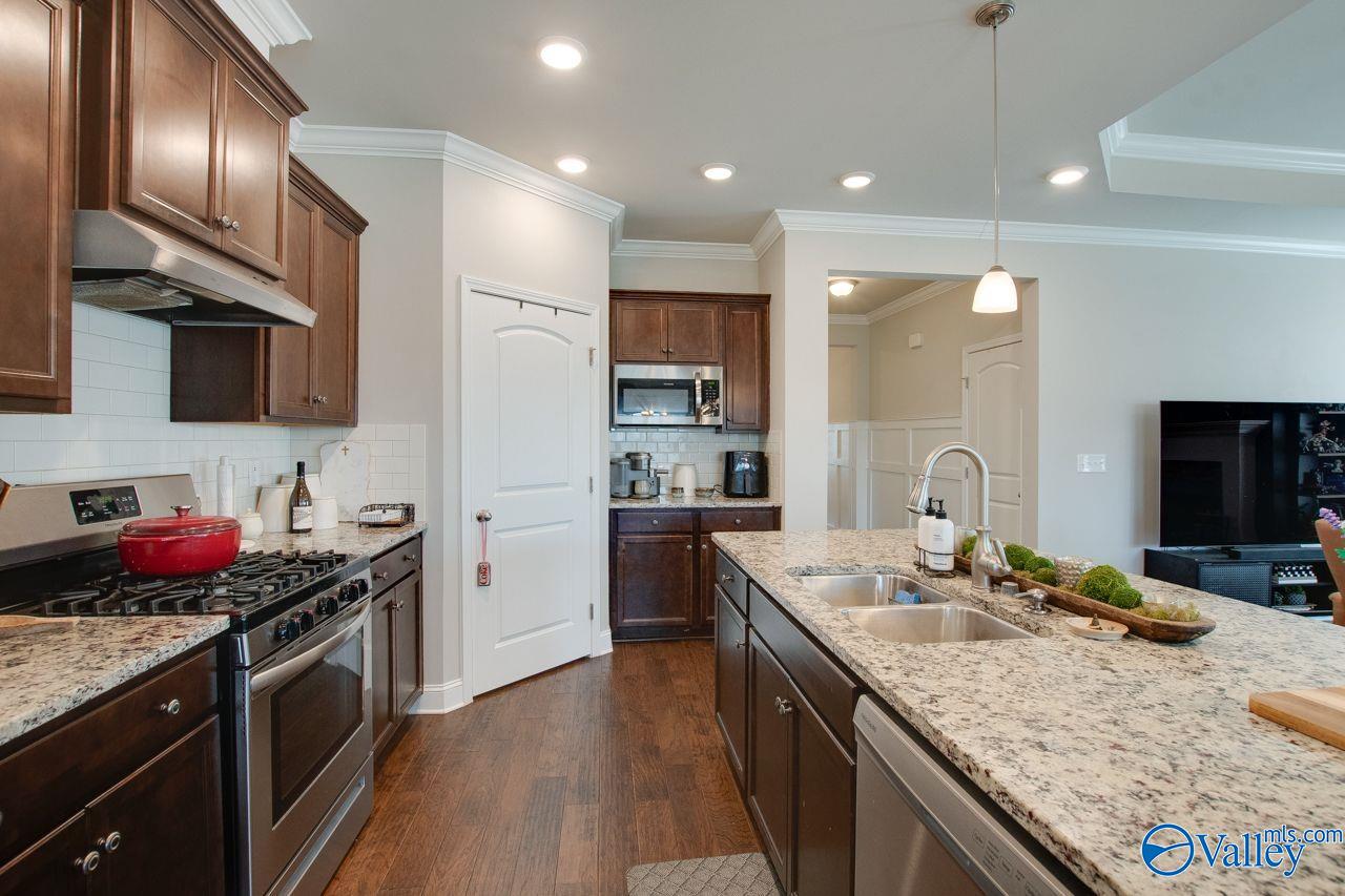 104 River Haven Drive