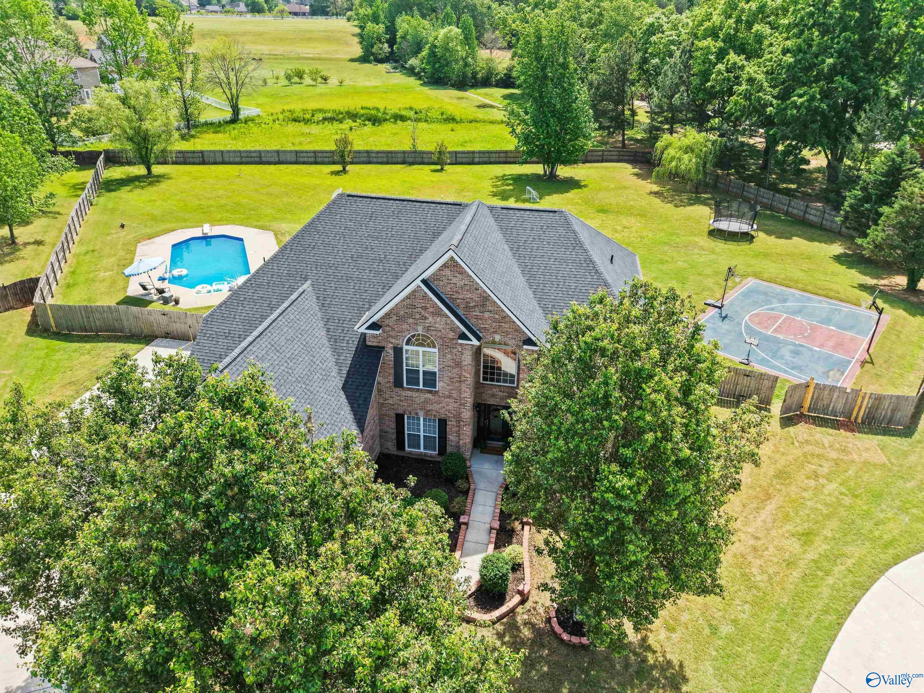 128 Mount Laurel Circle