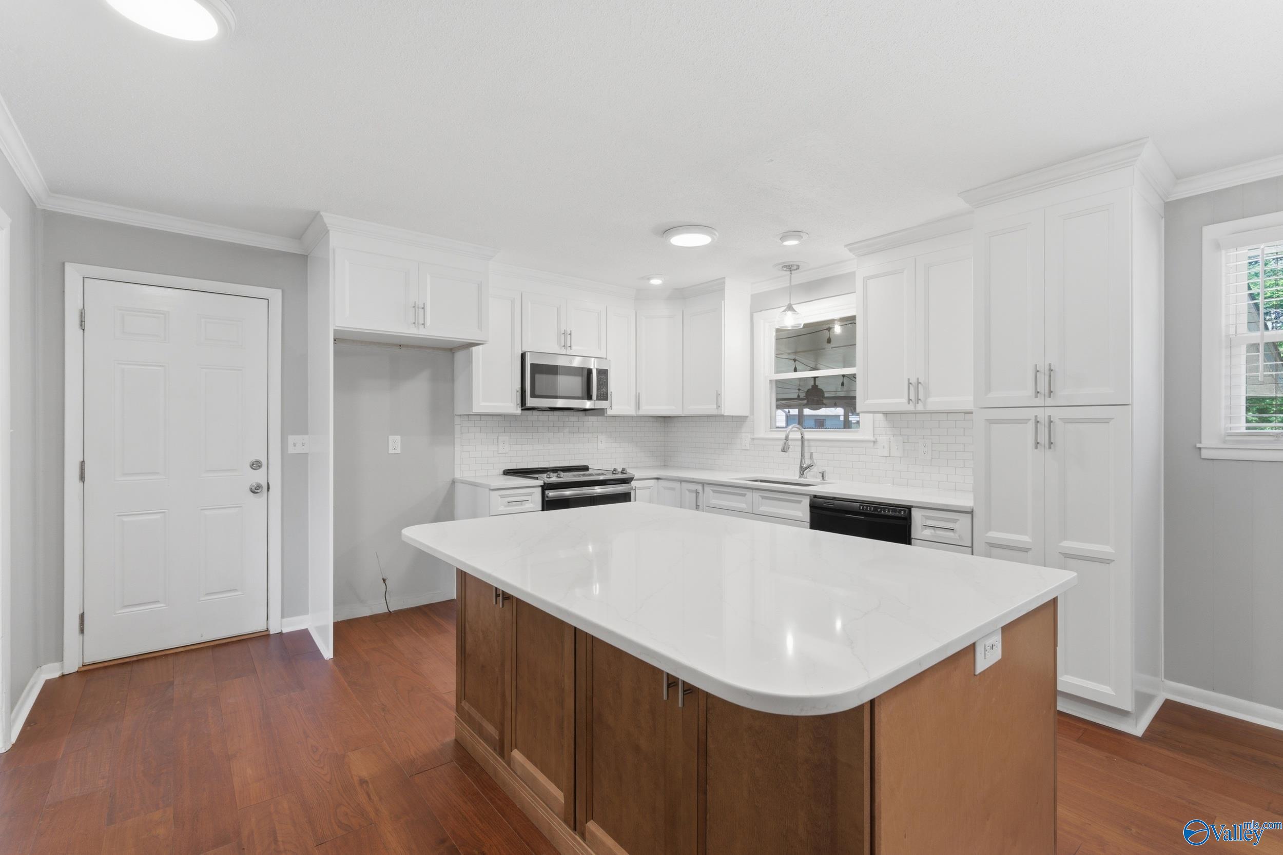 7602 Ensley Drive SW