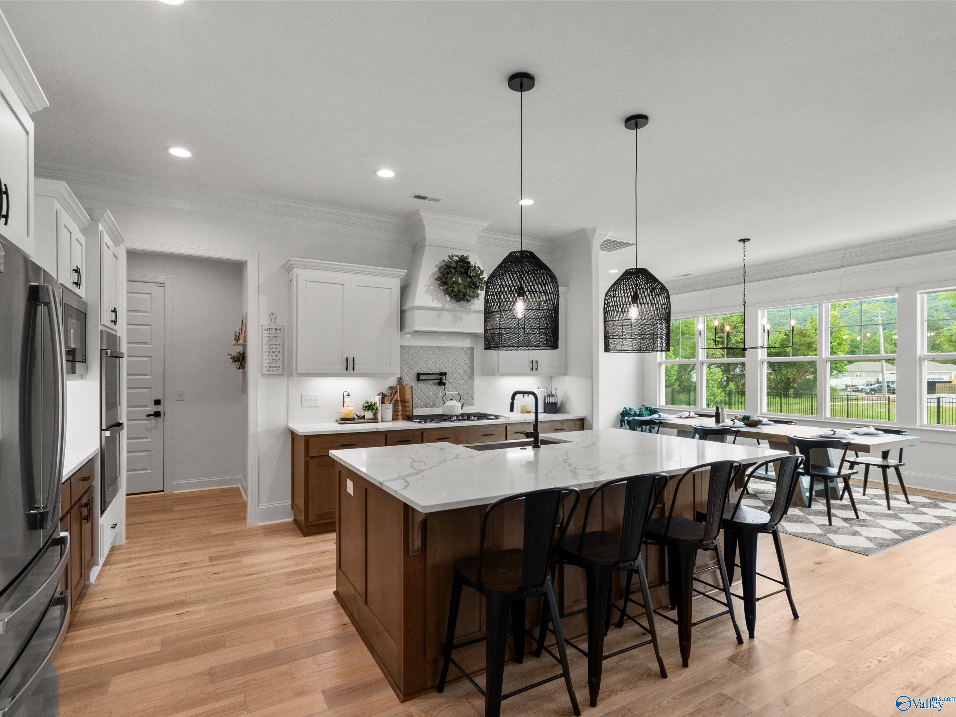 9122 Wagon Pass Way SE