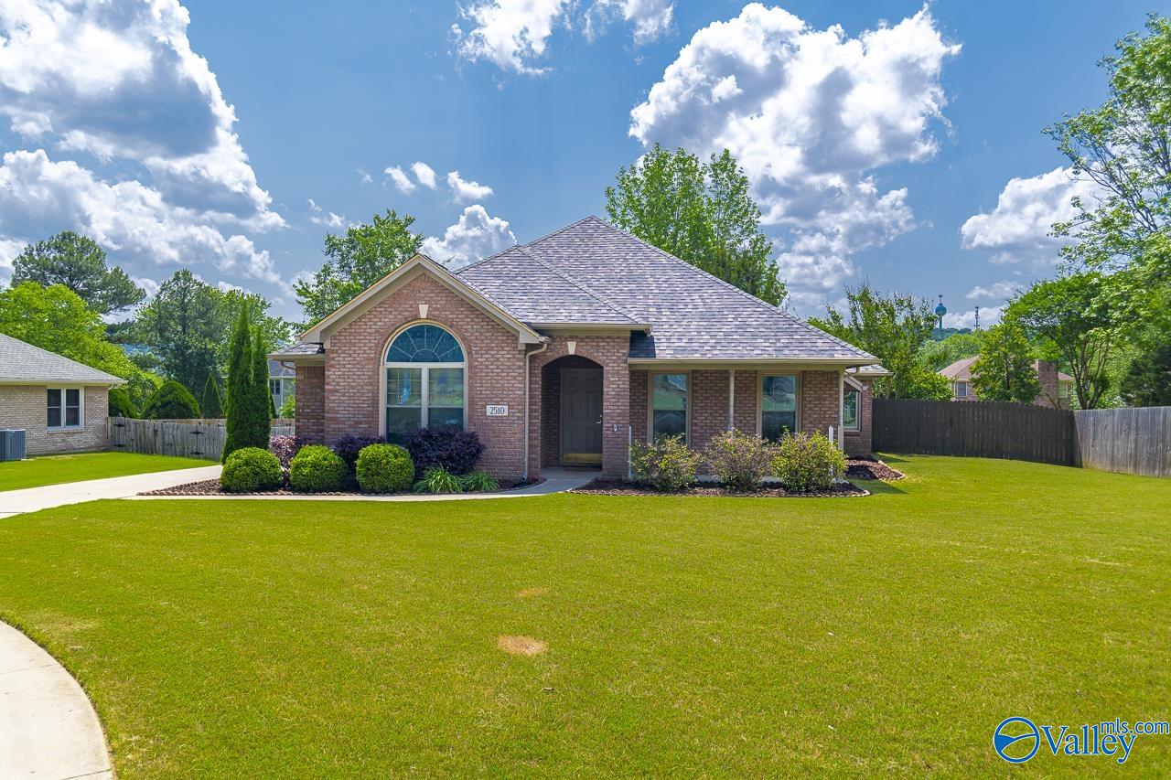 2510 Lawson Lake Court