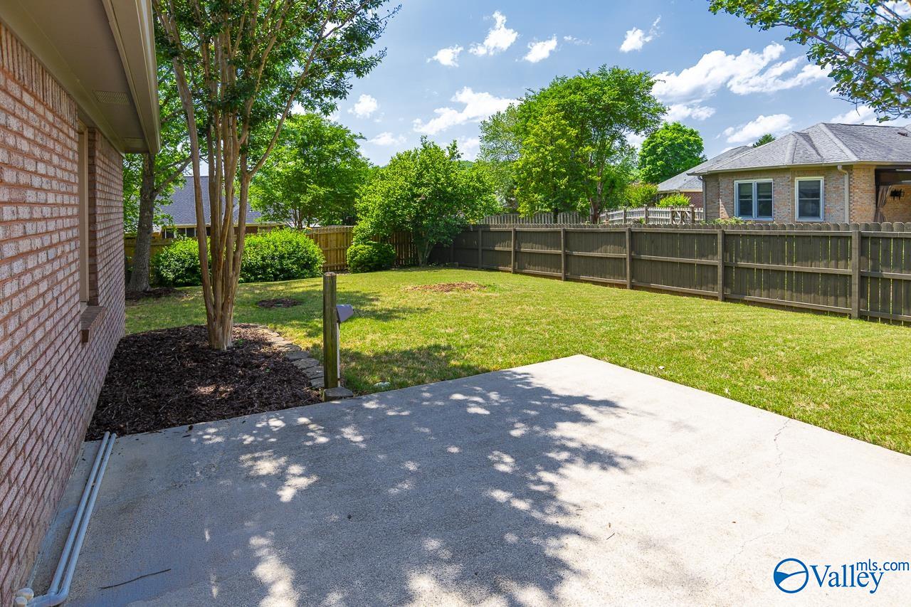 2510 Lawson Lake Court