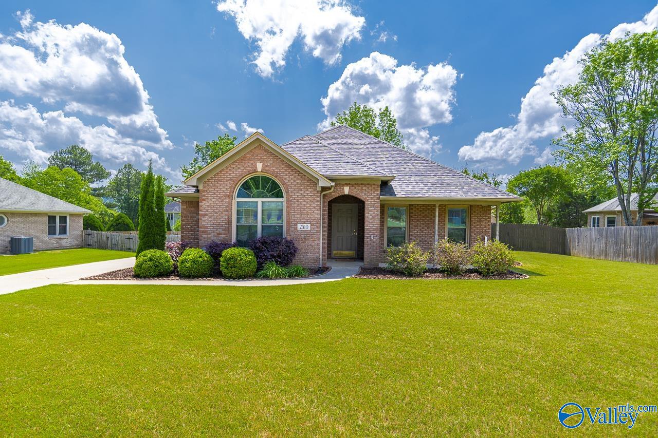 2510 Lawson Lake Court
