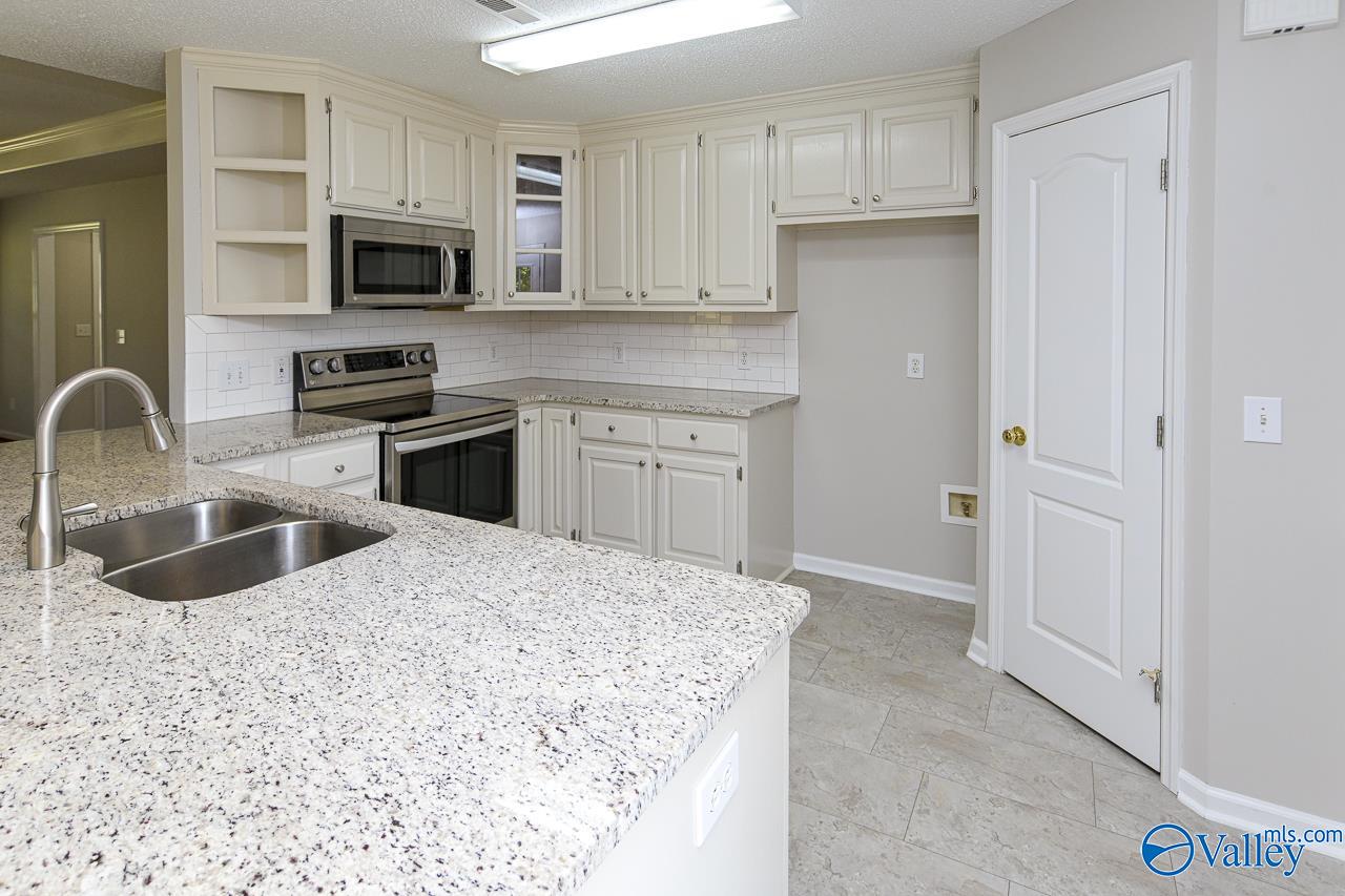 2510 Lawson Lake Court