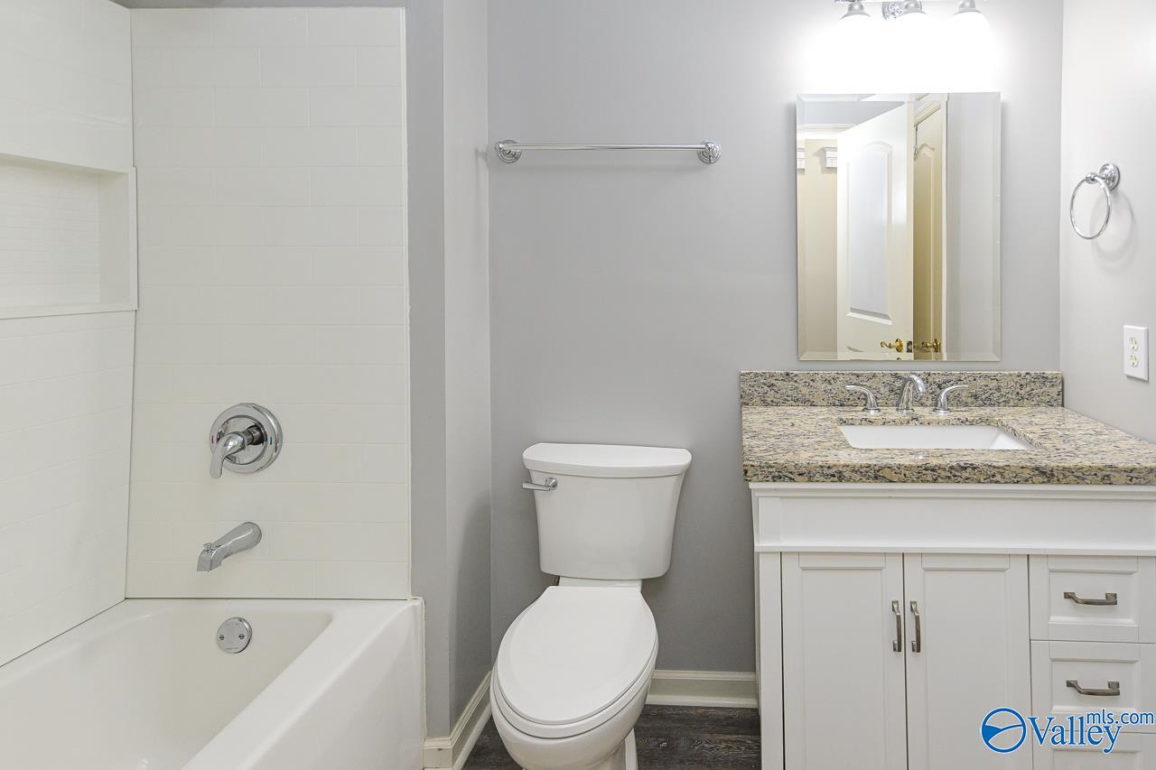 2510 Lawson Lake Court