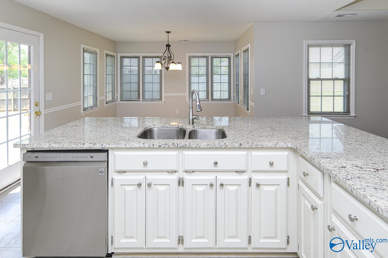 2510 Lawson Lake Court