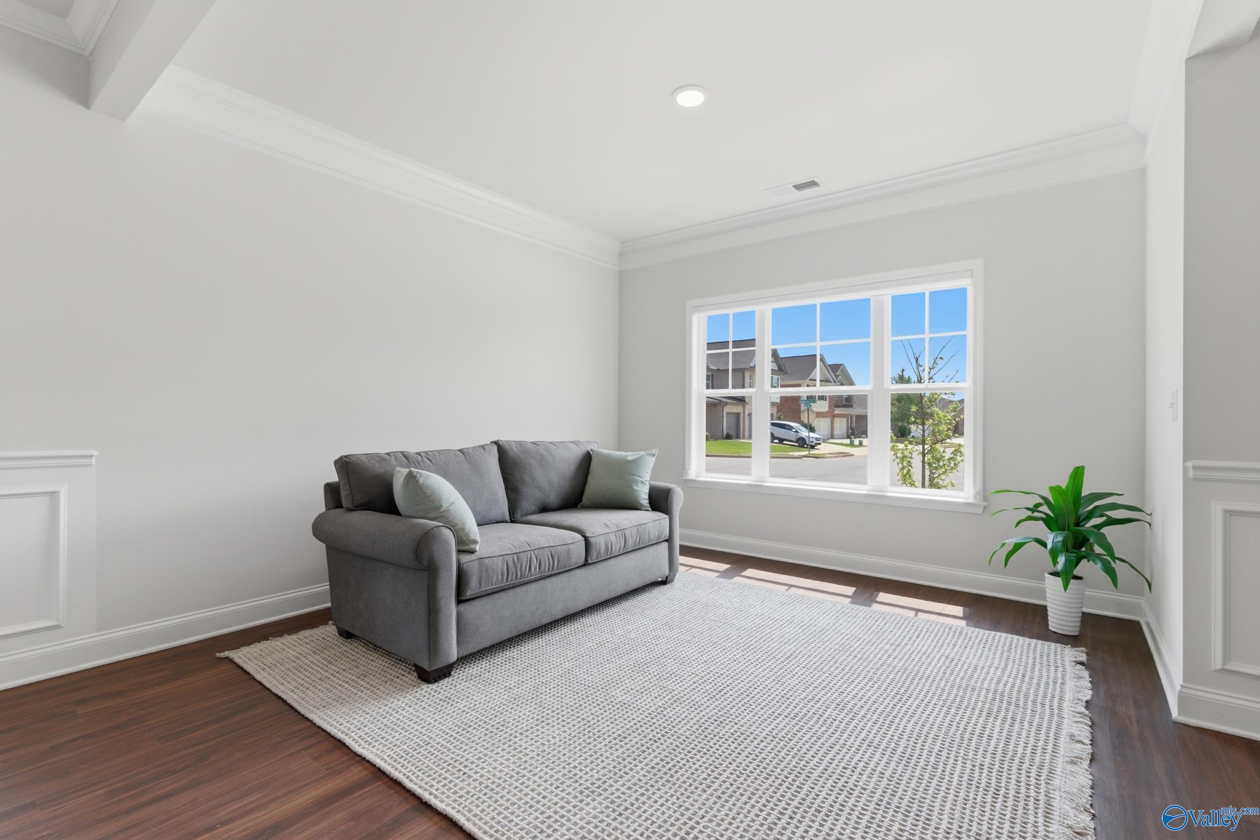 7555 Addison Drive NW