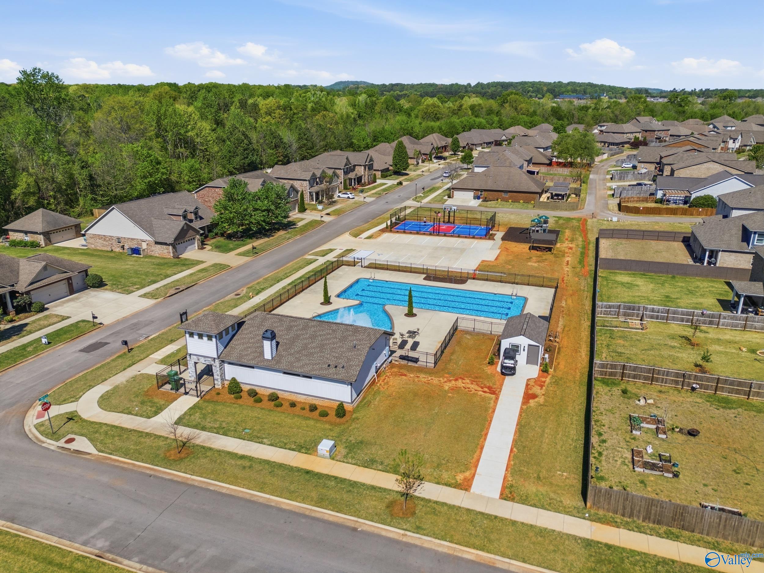 7555 Addison Drive NW