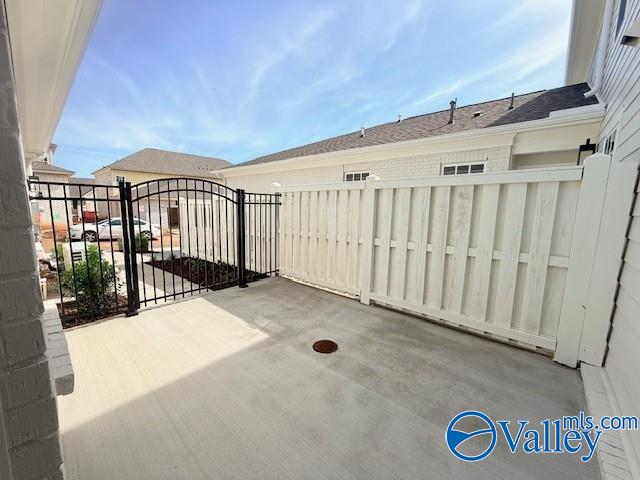 638 Town Madison Boulevard Unit: 4