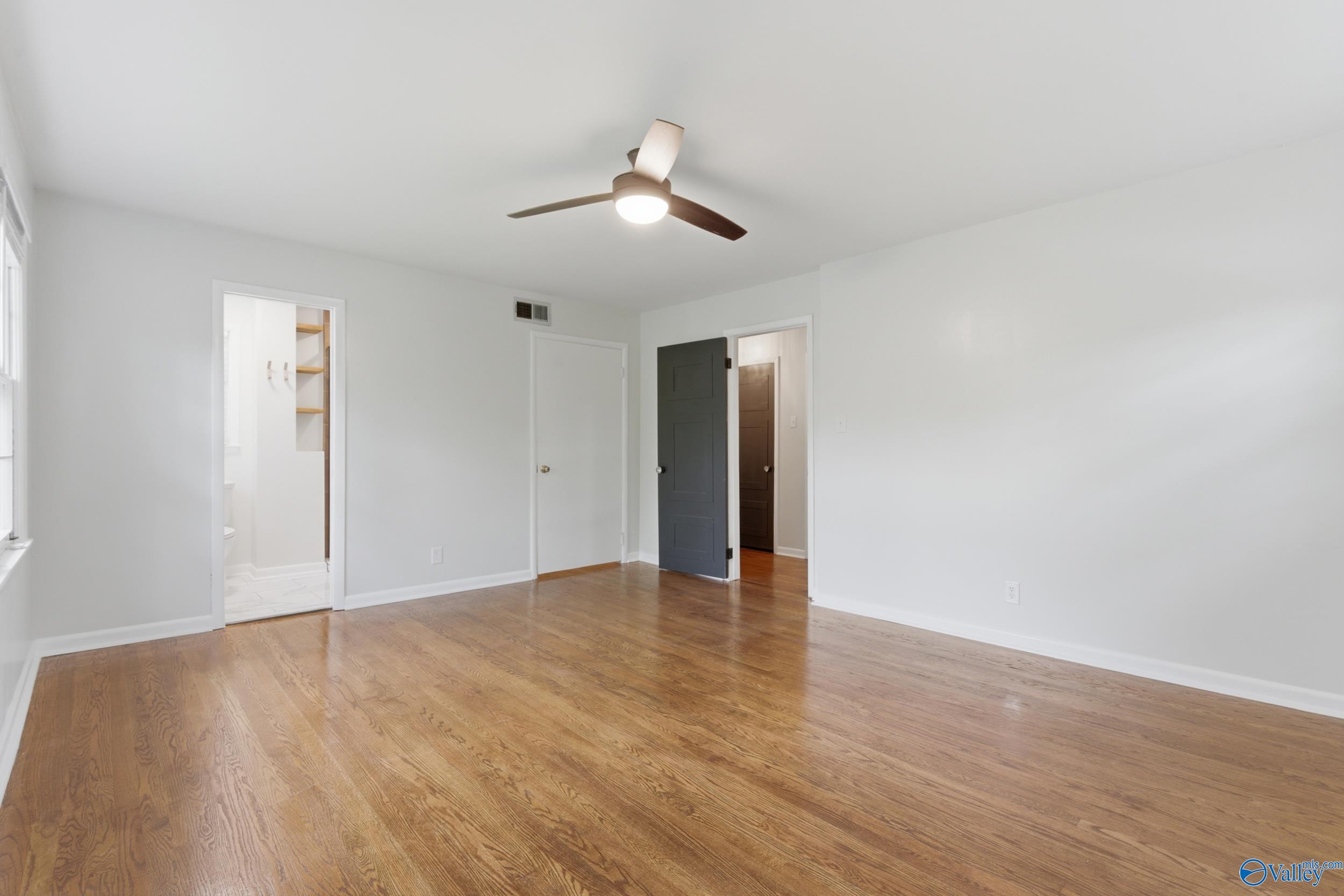 1002 Woodall Lane