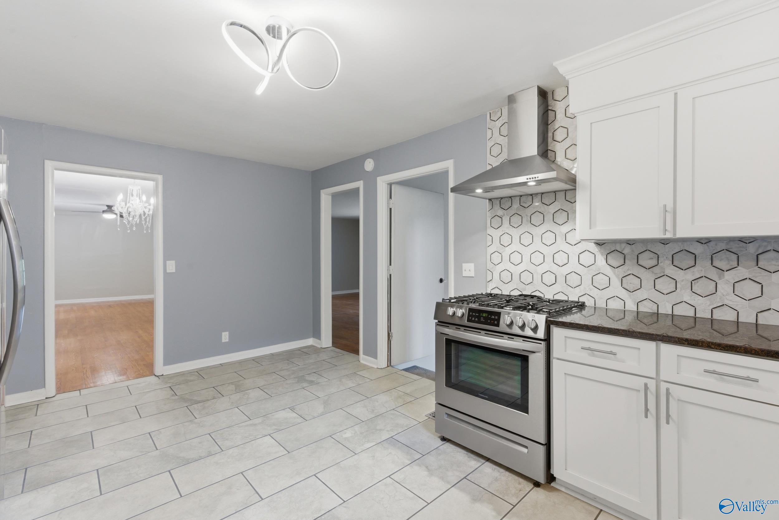 1002 Woodall Lane