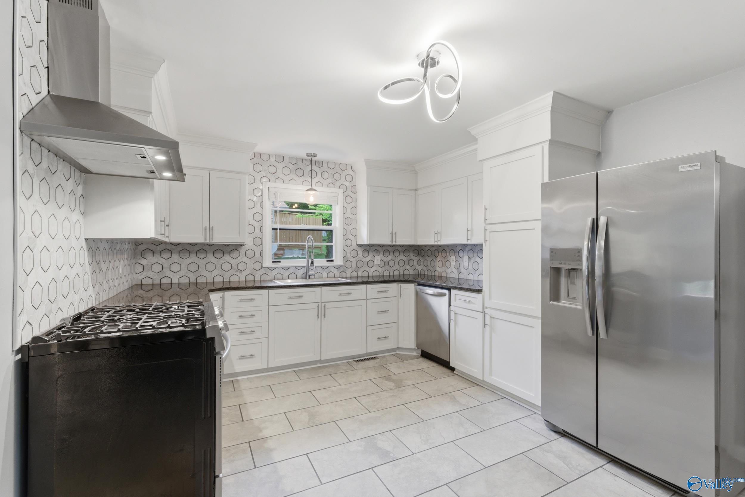 1002 Woodall Lane