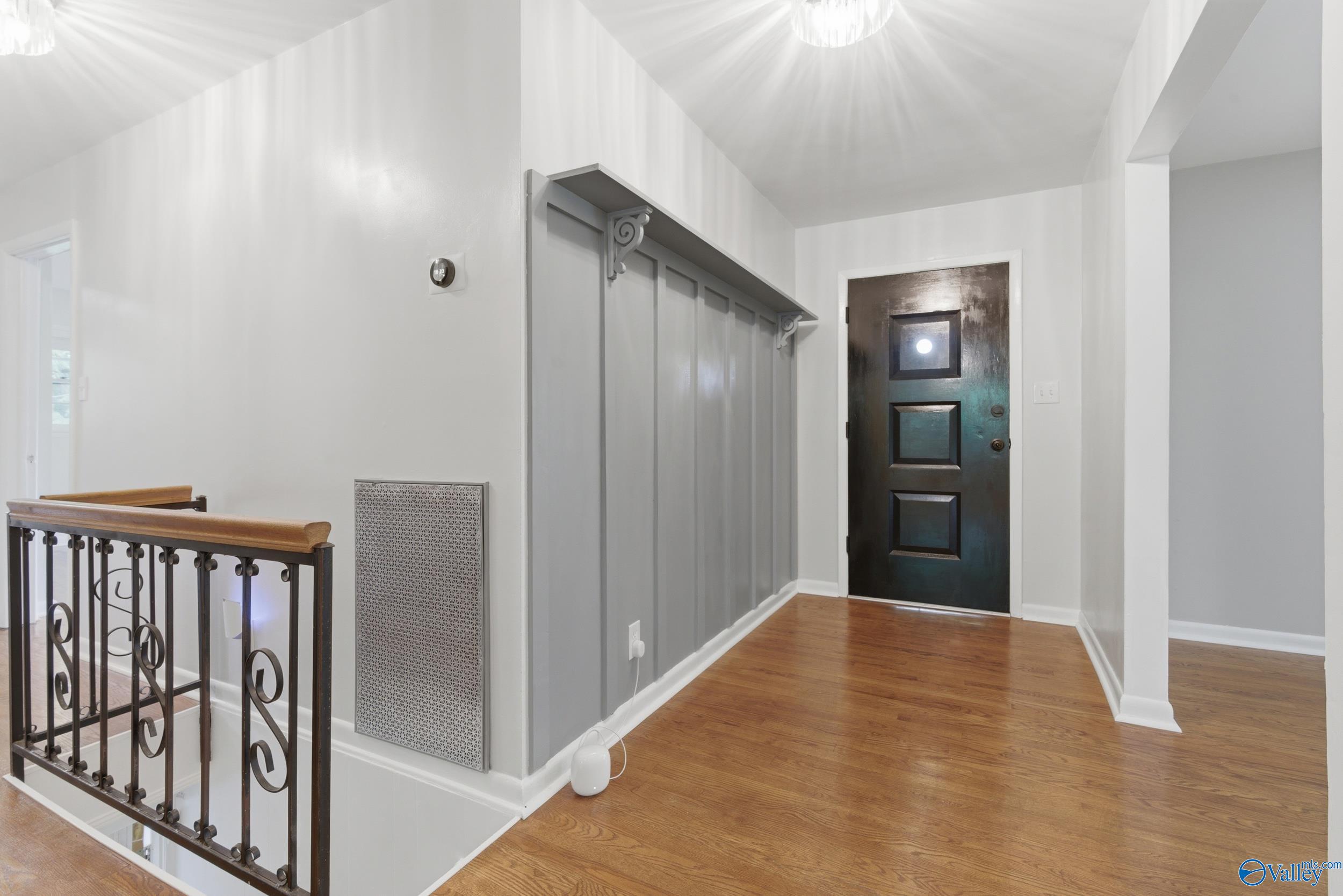 1002 Woodall Lane