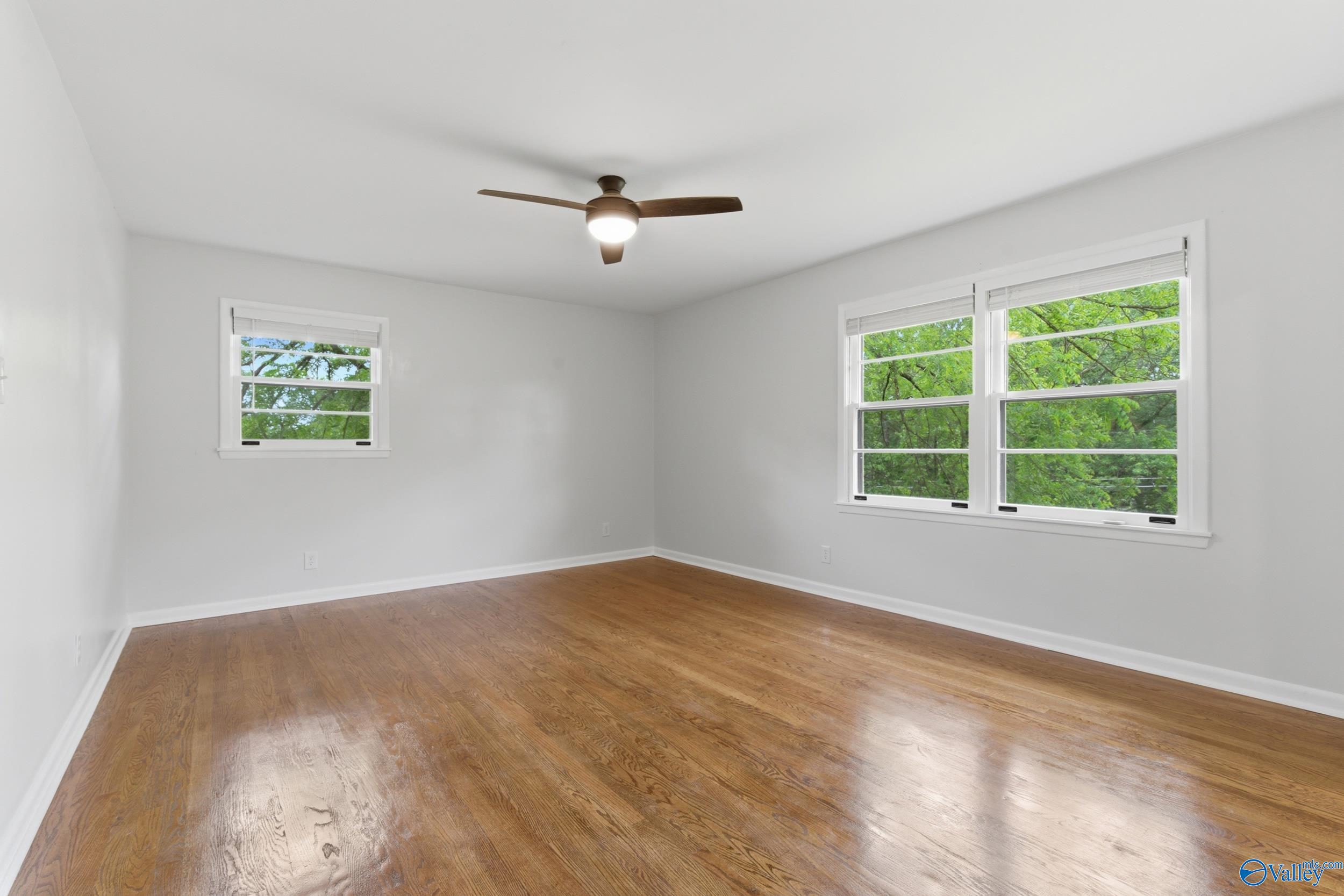 1002 Woodall Lane