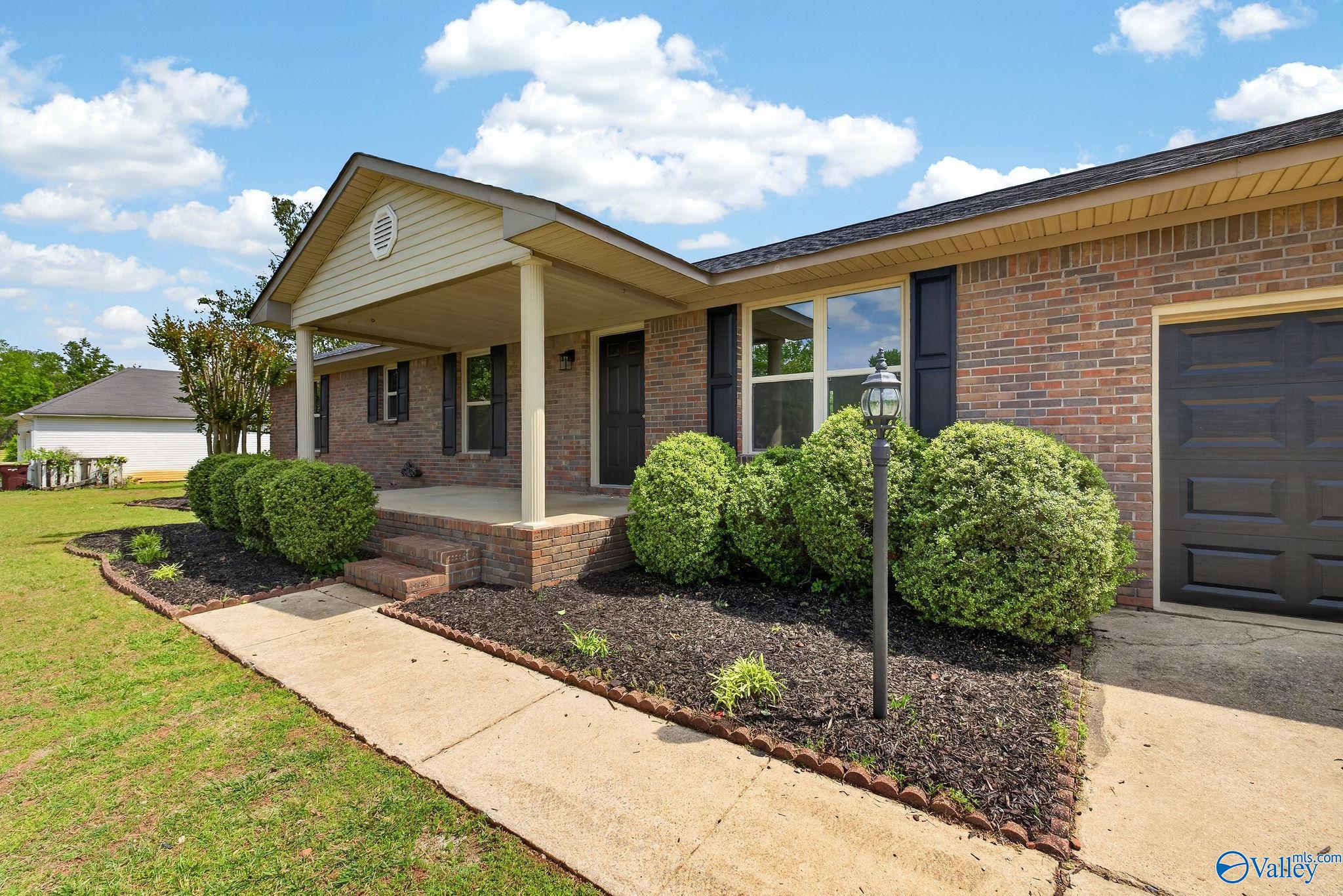 21996 Daveen Drive