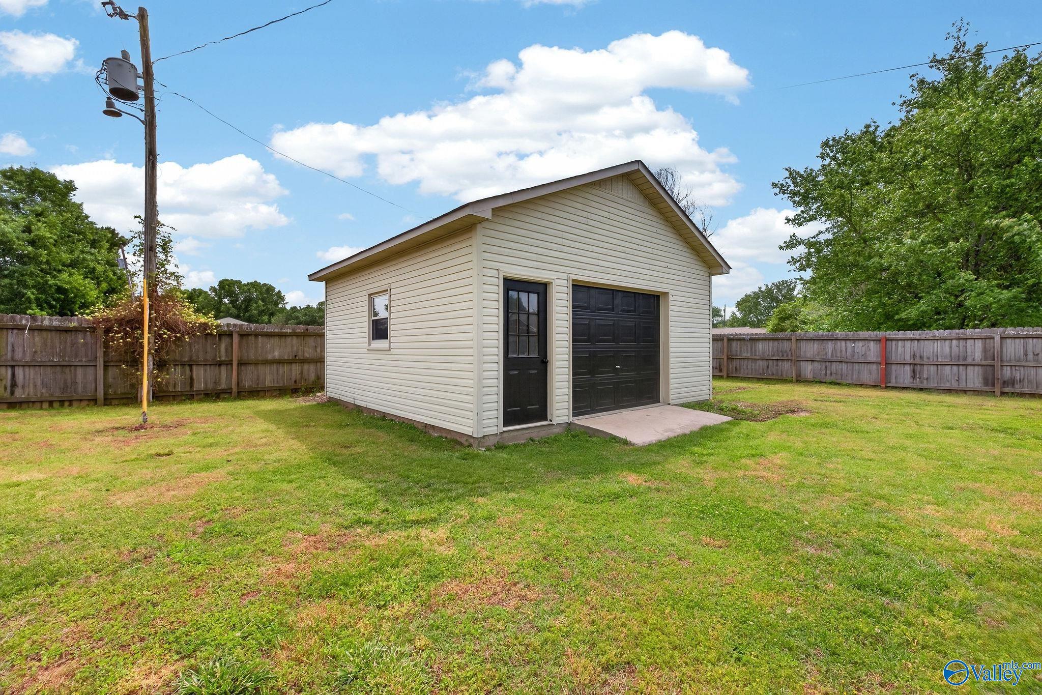 21996 Daveen Drive