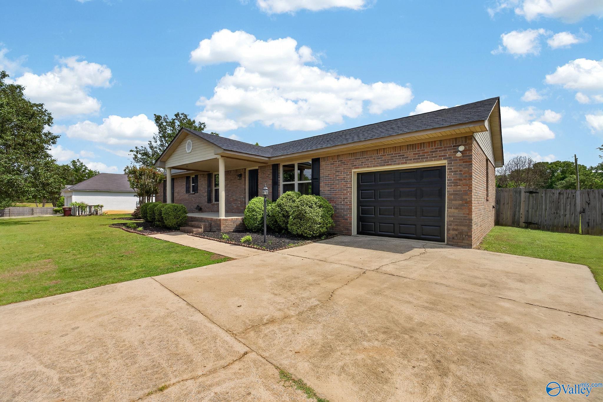 21996 Daveen Drive