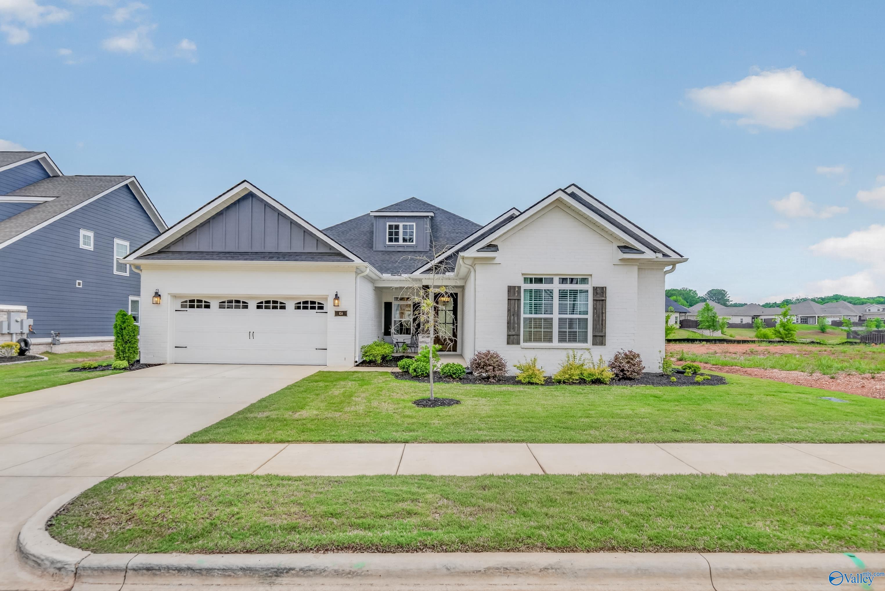 124 Grand Springs Court