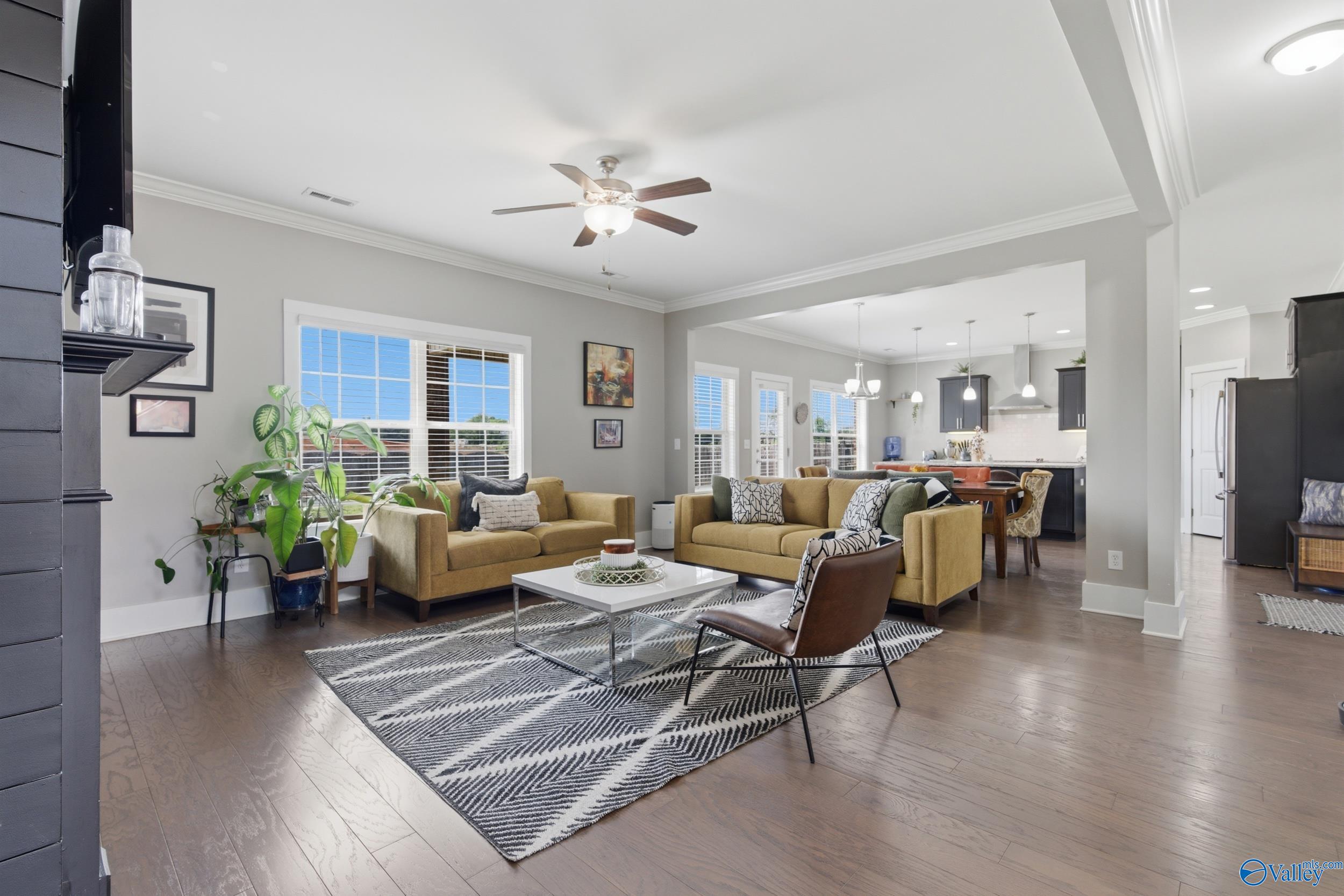 112 Colony Cove Drive