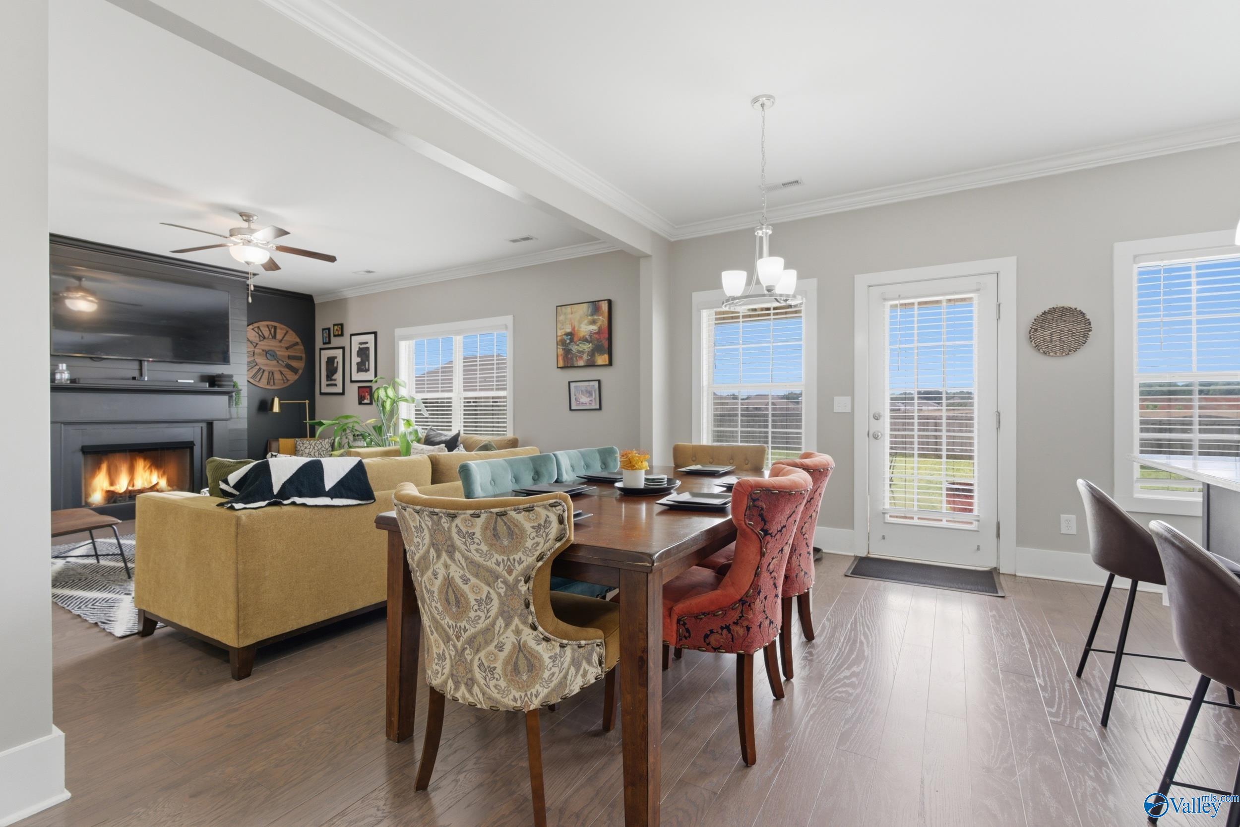 112 Colony Cove Drive