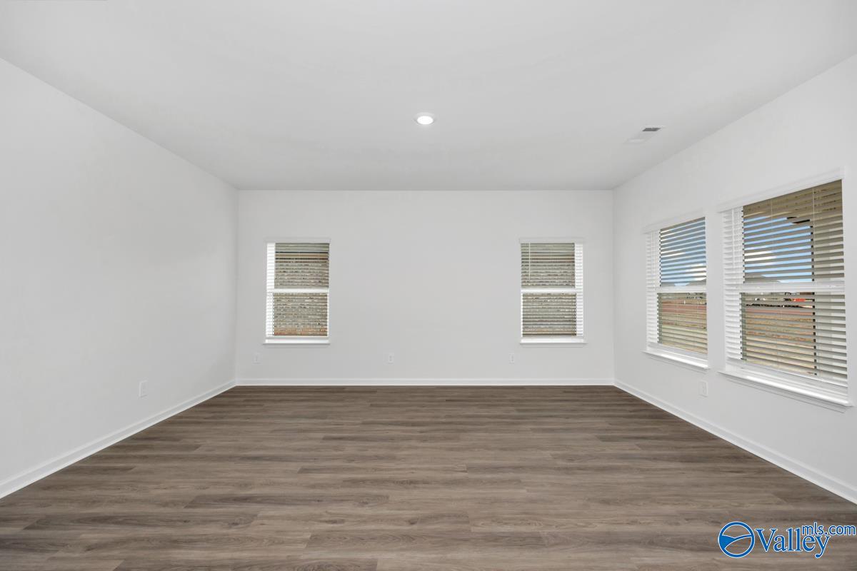 83 Wilcot Road