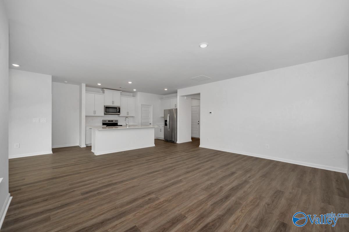 83 Wilcot Road