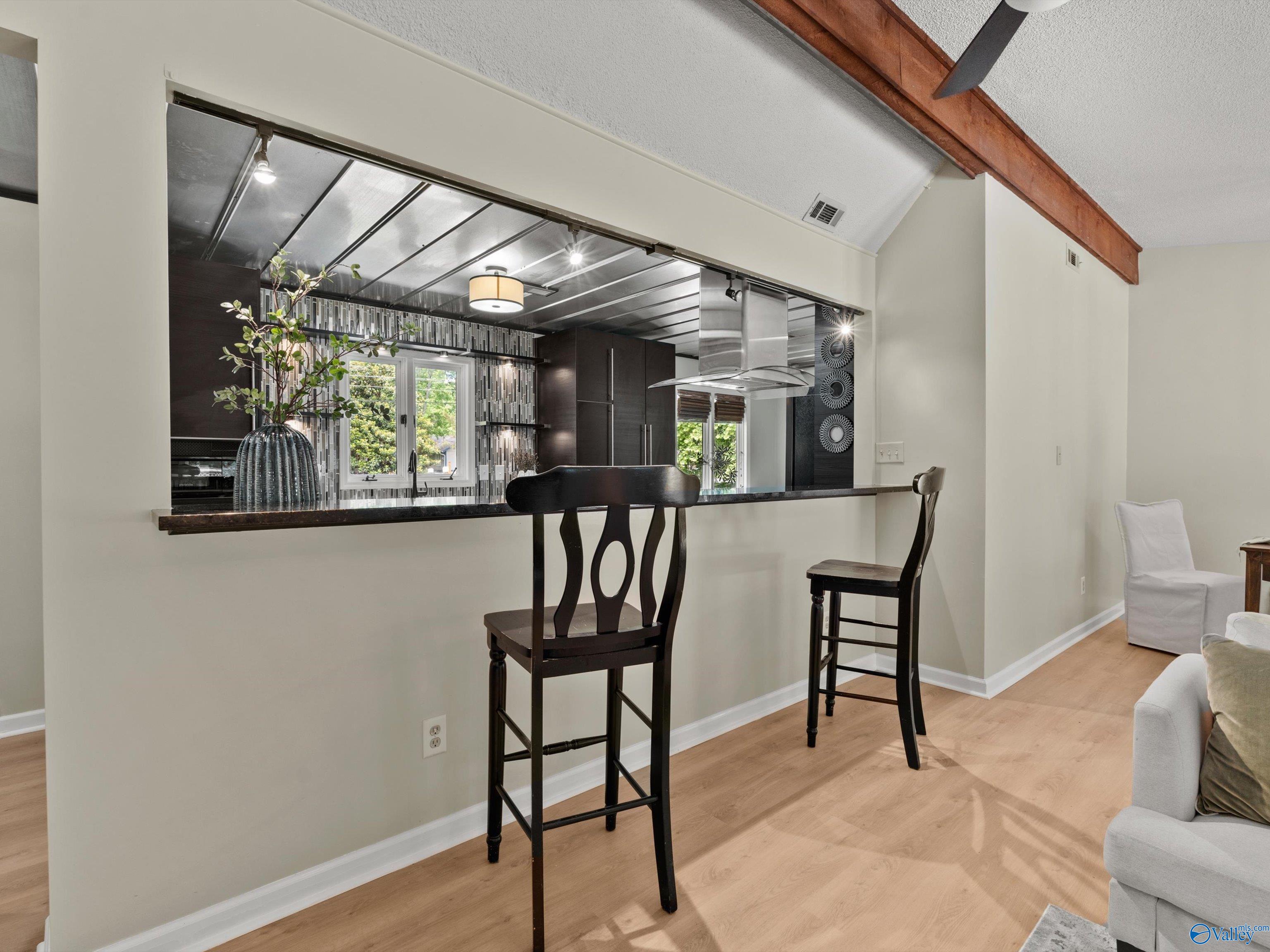 104 Northwood Circle