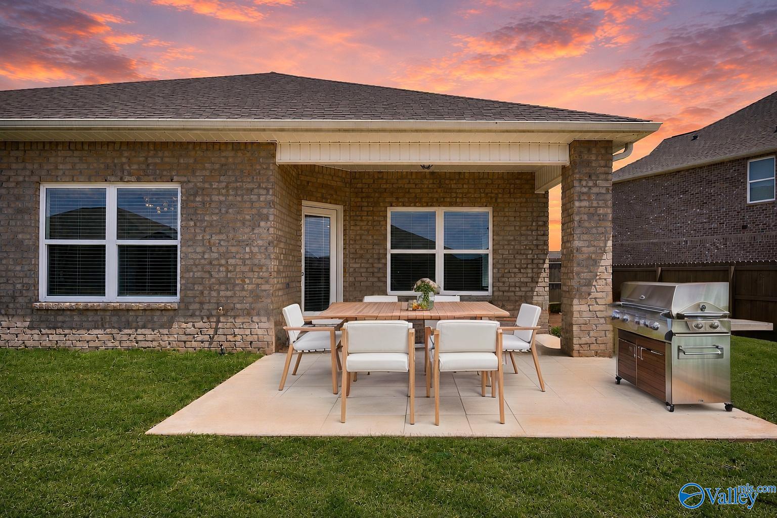 220 Irish Hill Drive