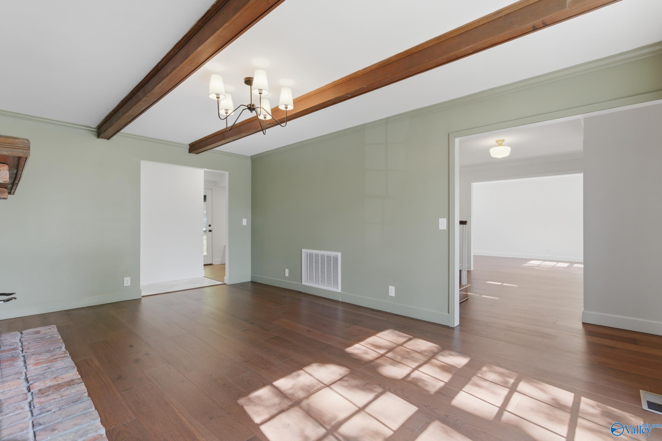 11309 Woodcrest Drive SE