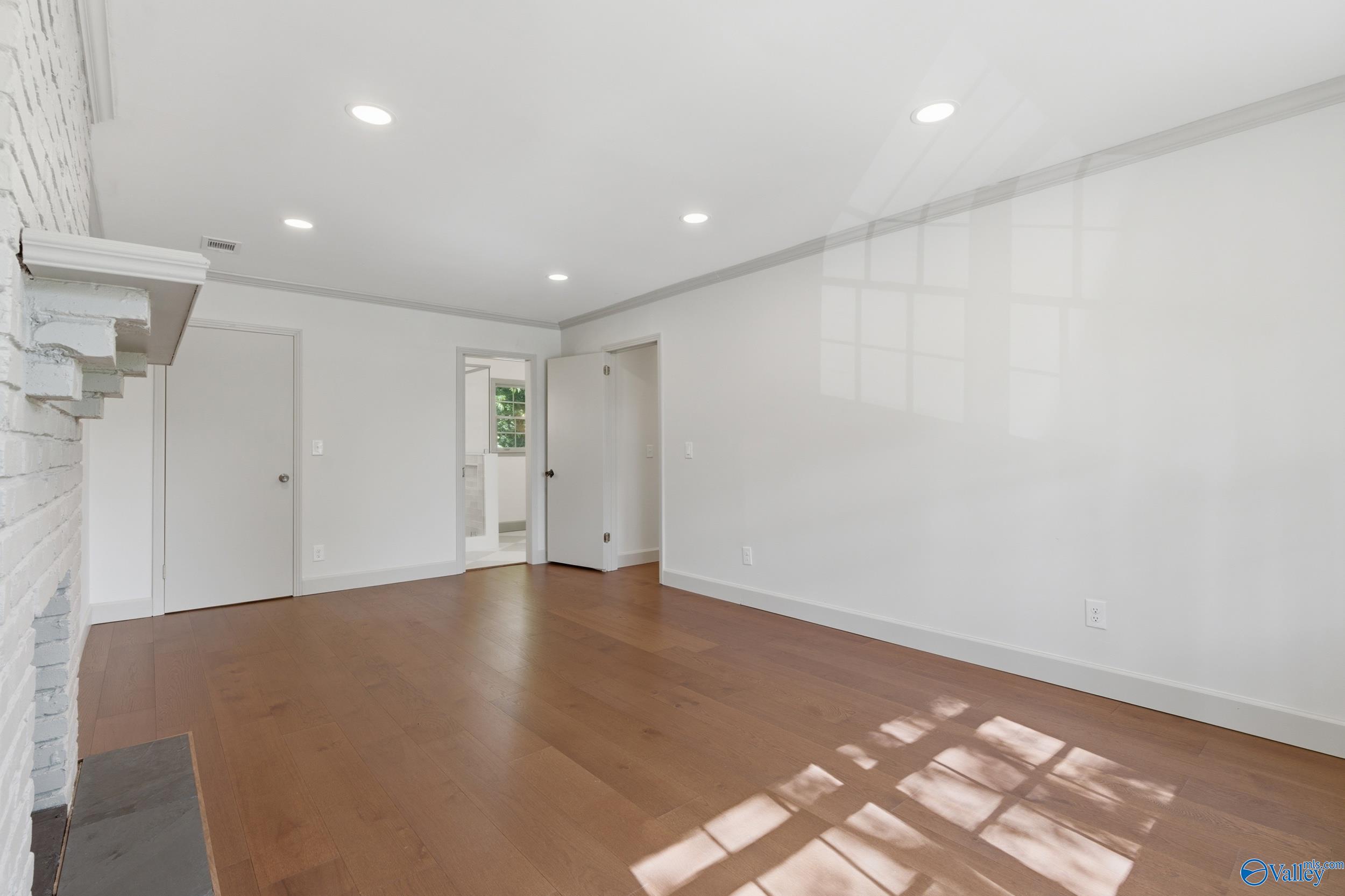 11309 Woodcrest Drive SE