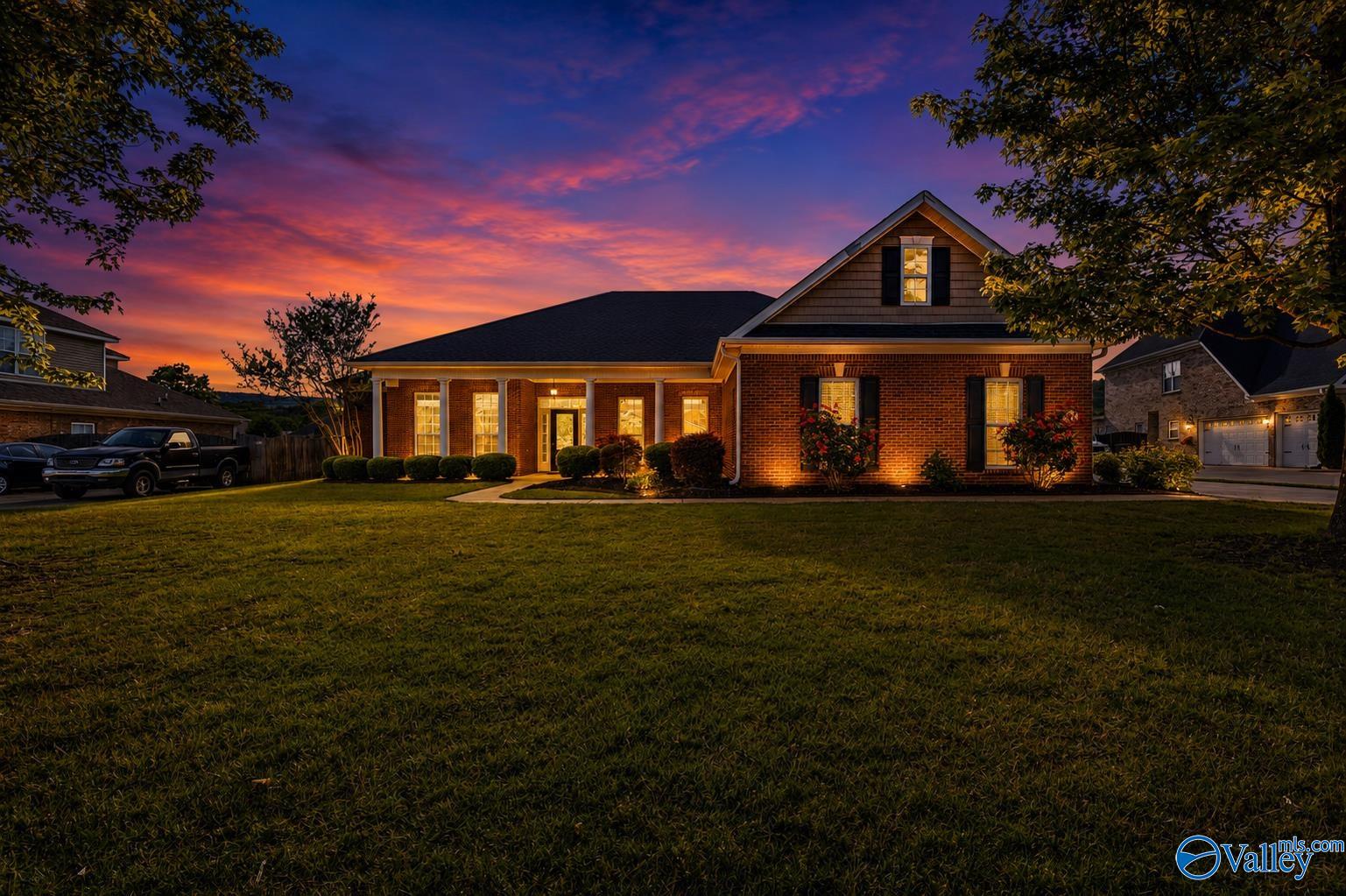 7004 Oak Creek Circle SE
