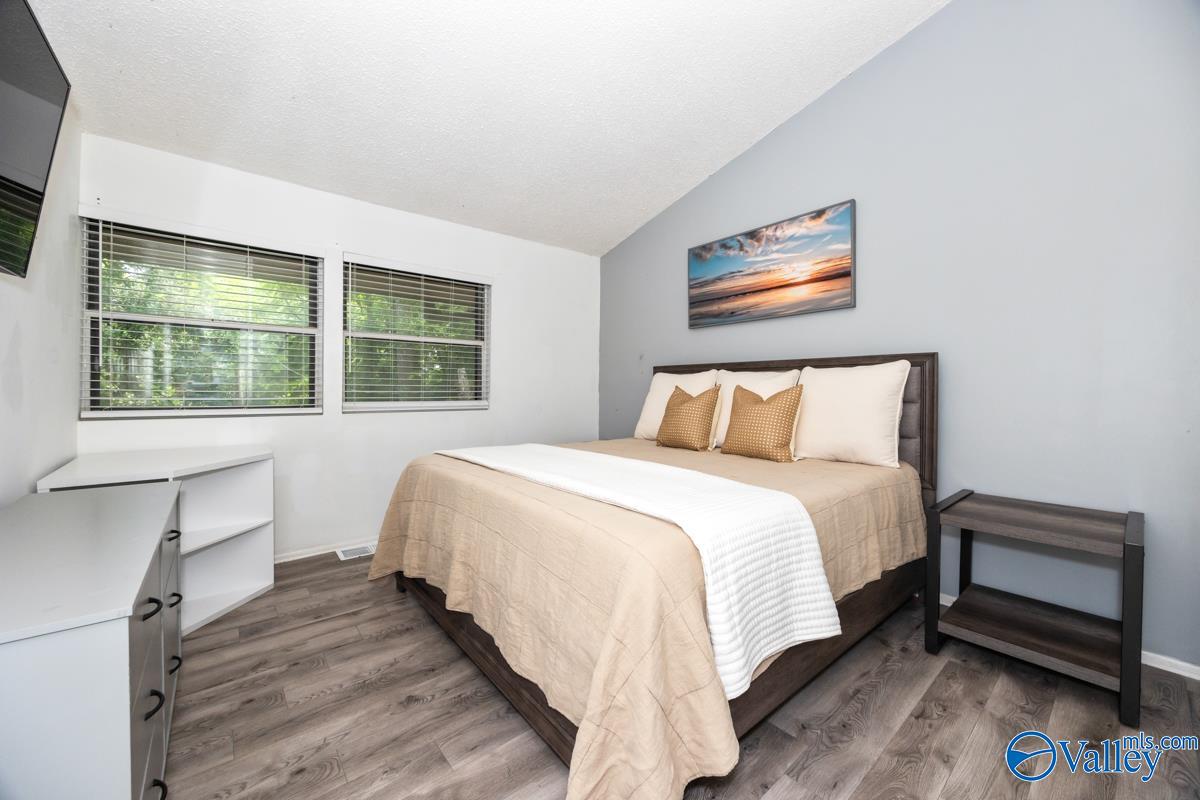 2220 Colony Drive SW # 2220