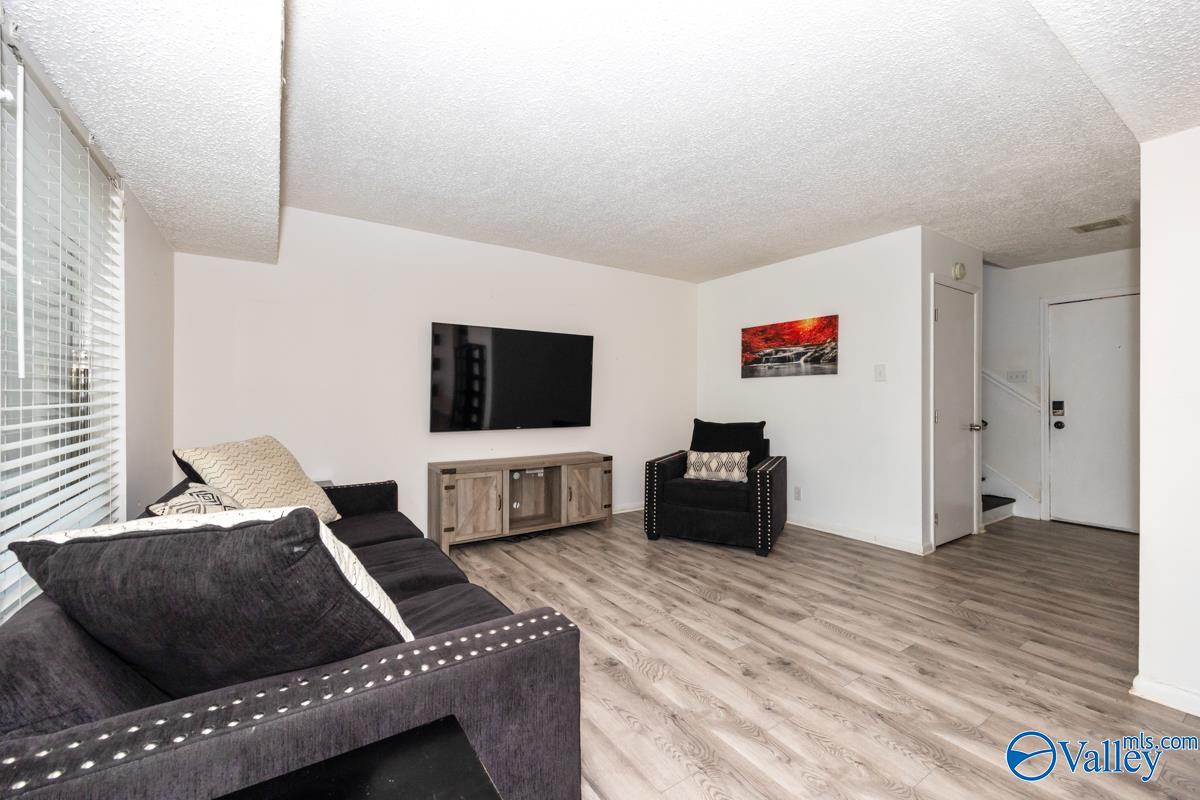 2220 Colony Drive SW # 2220