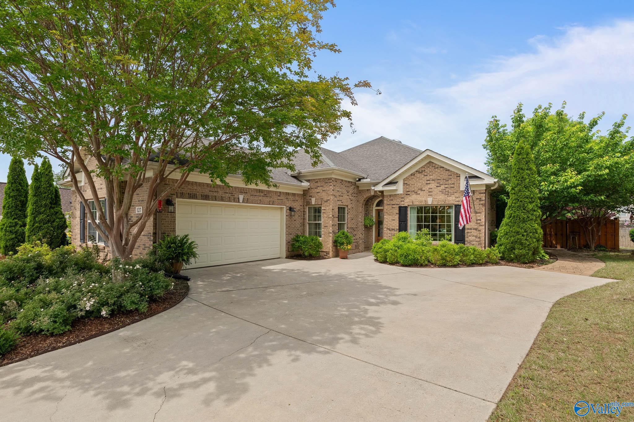 127 Alford Lane
