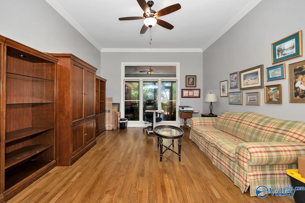 107 Applecross Lane