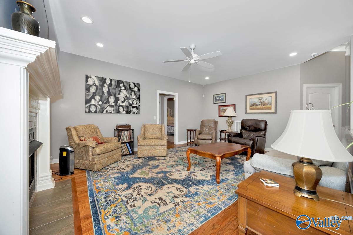 107 Applecross Lane