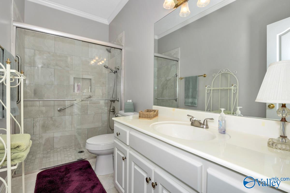 107 Applecross Lane