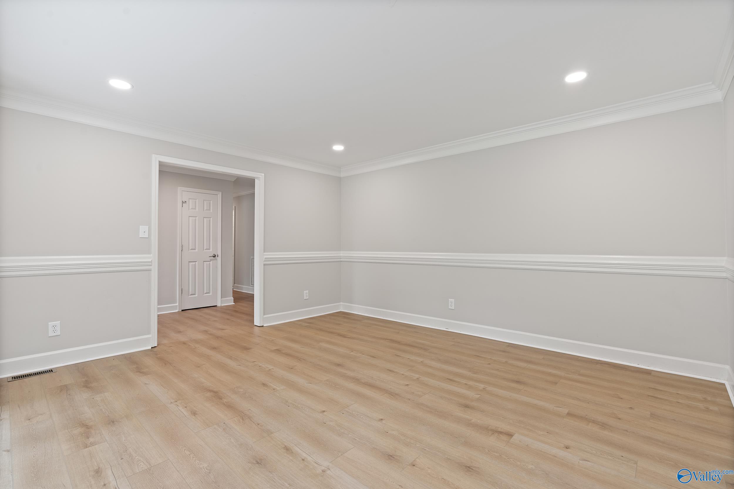 10202 Melanie Drive SE