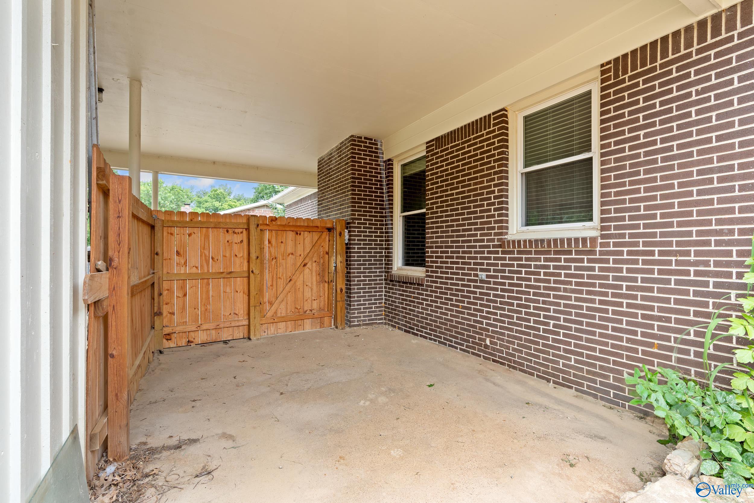 10202 Melanie Drive SE