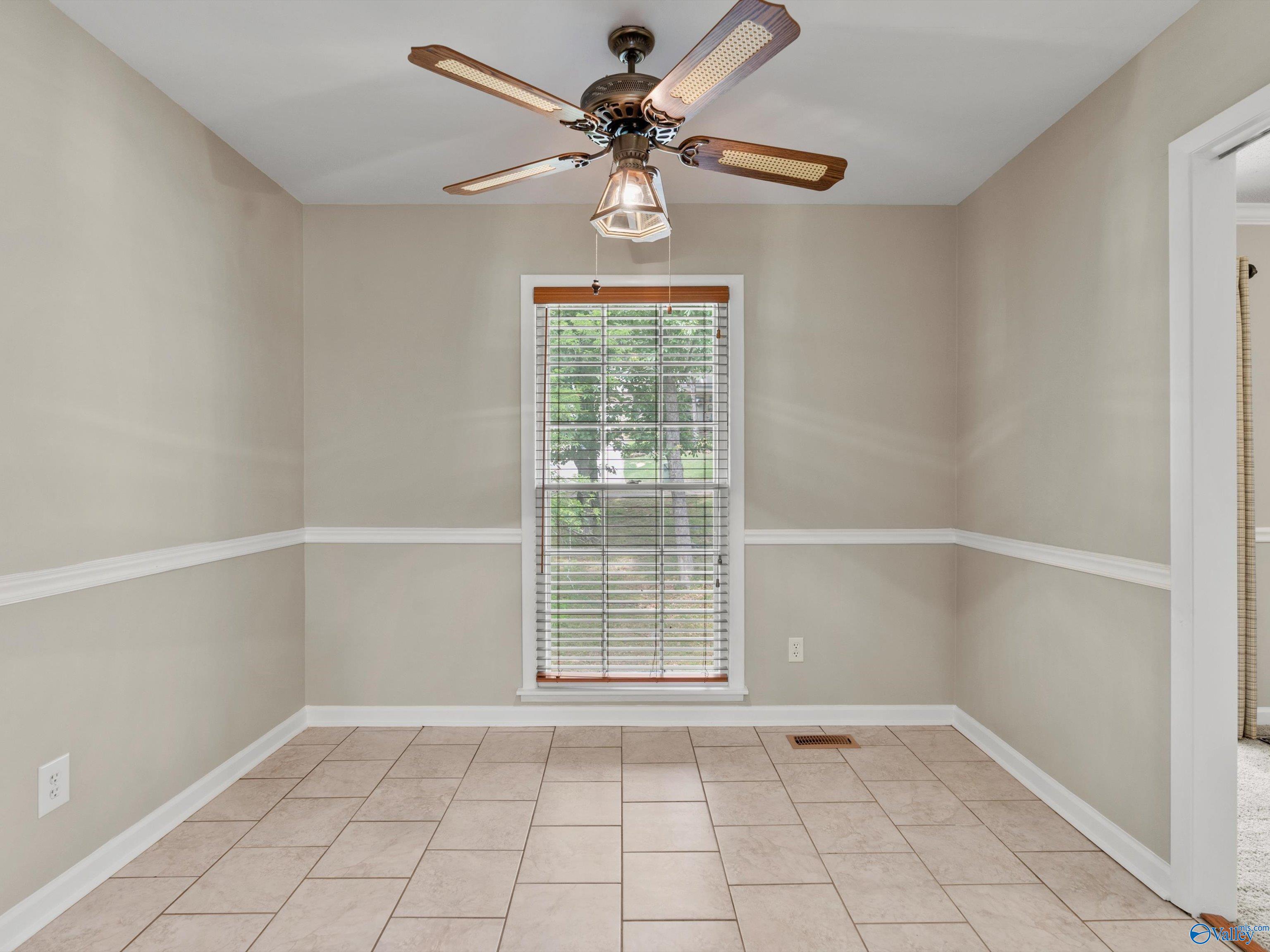 718 Versailles Drive SE