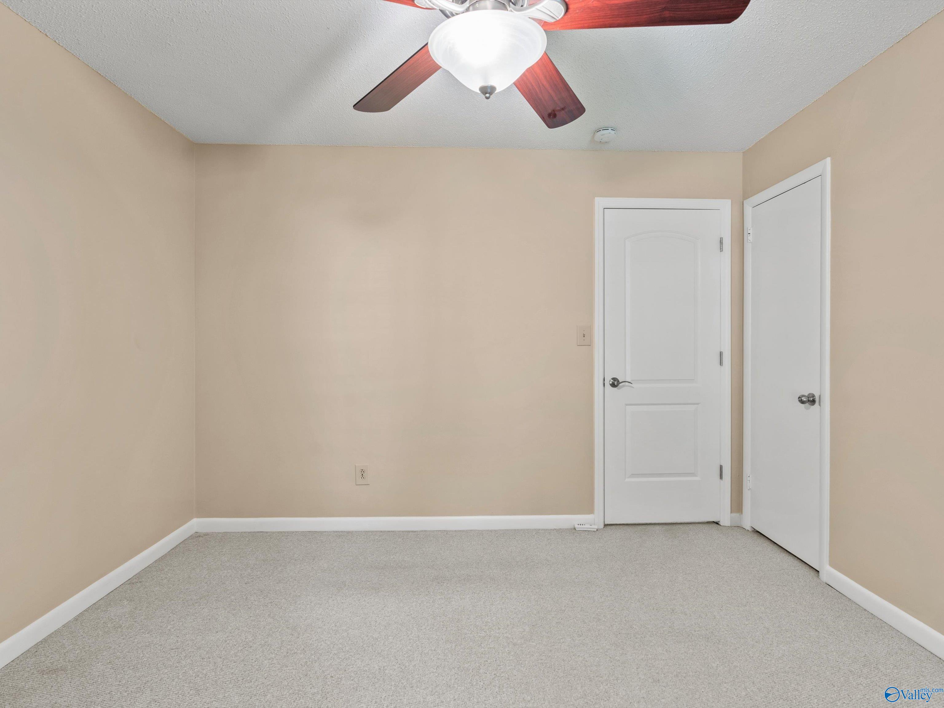 718 Versailles Drive SE