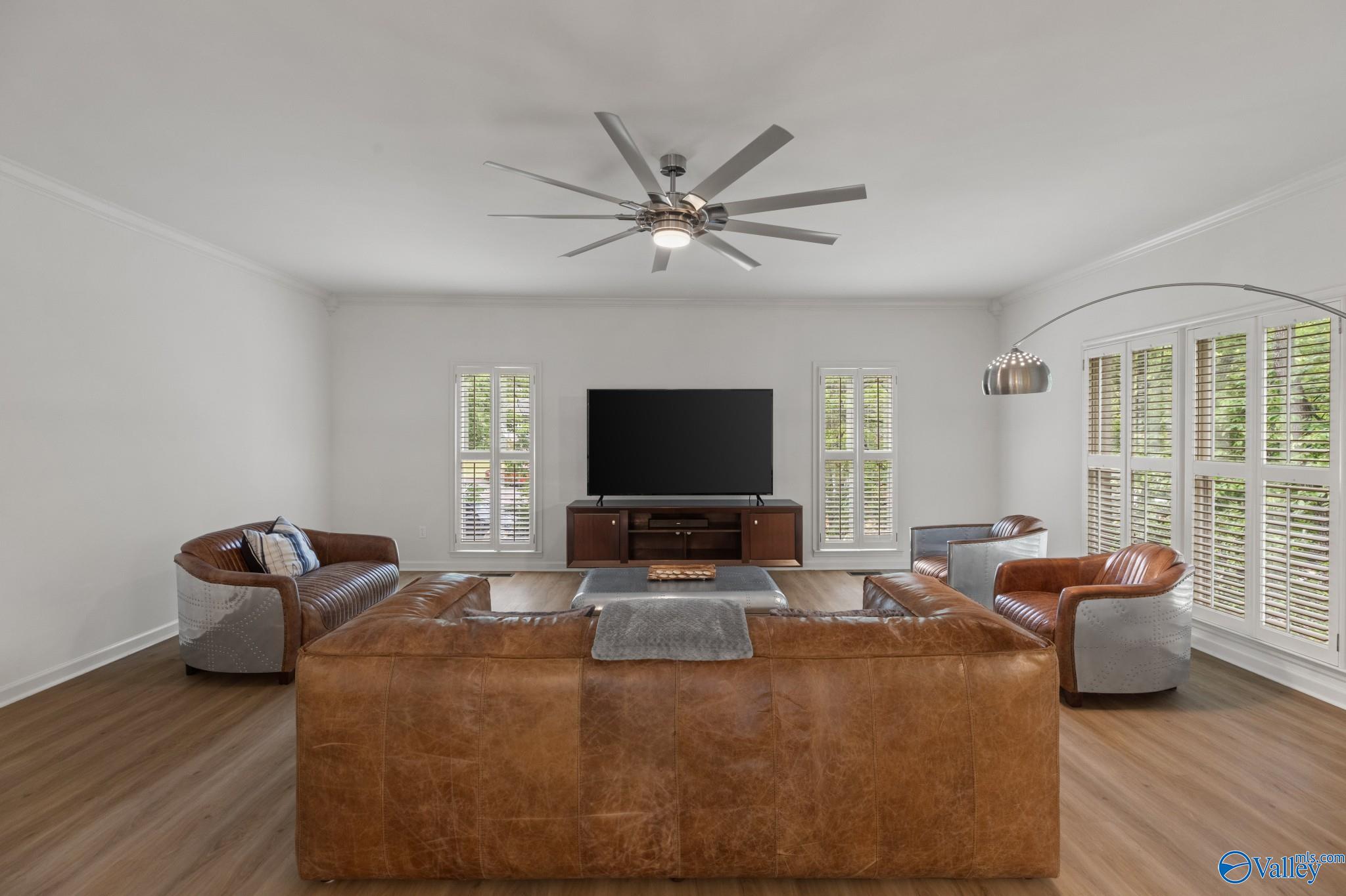 1702 Rockridge Circle SE