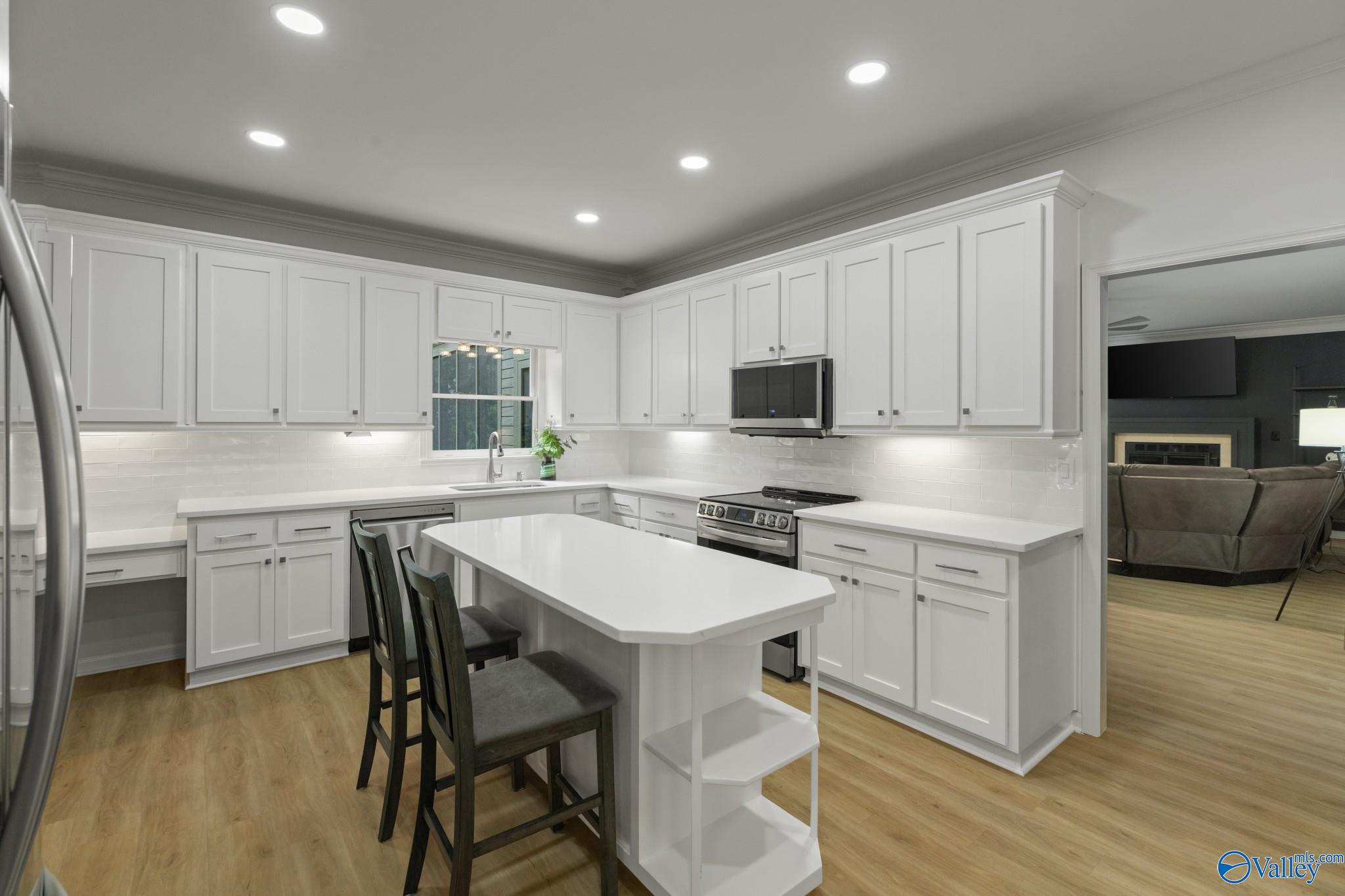 1702 Rockridge Circle SE