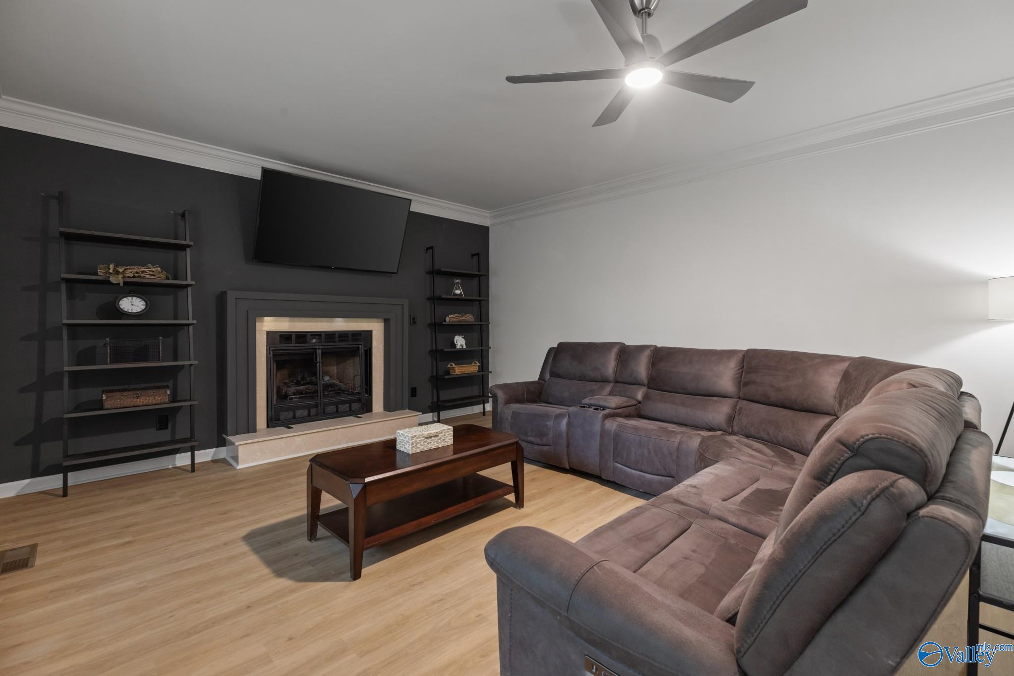 1702 Rockridge Circle SE
