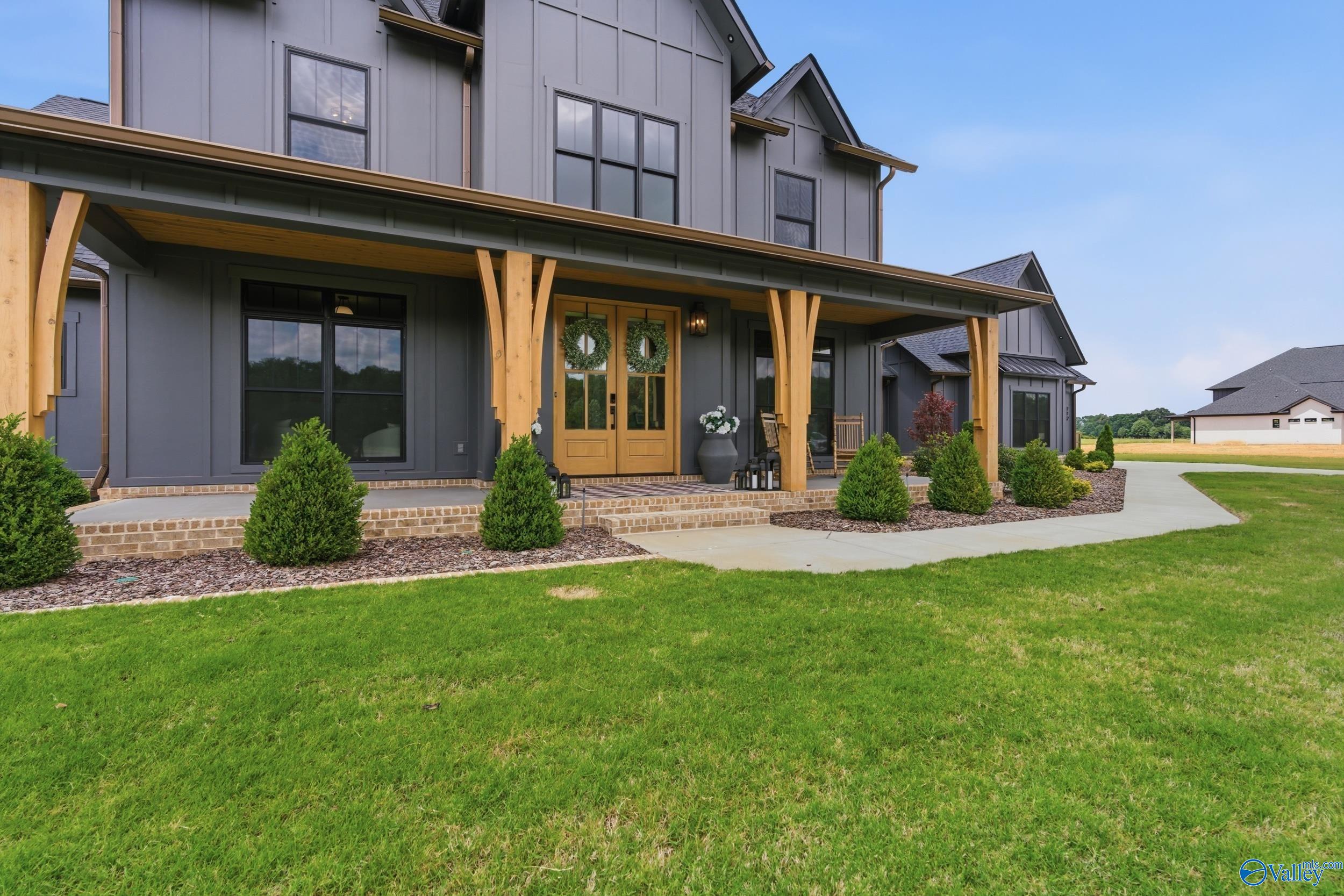 112 Sydney School Way
