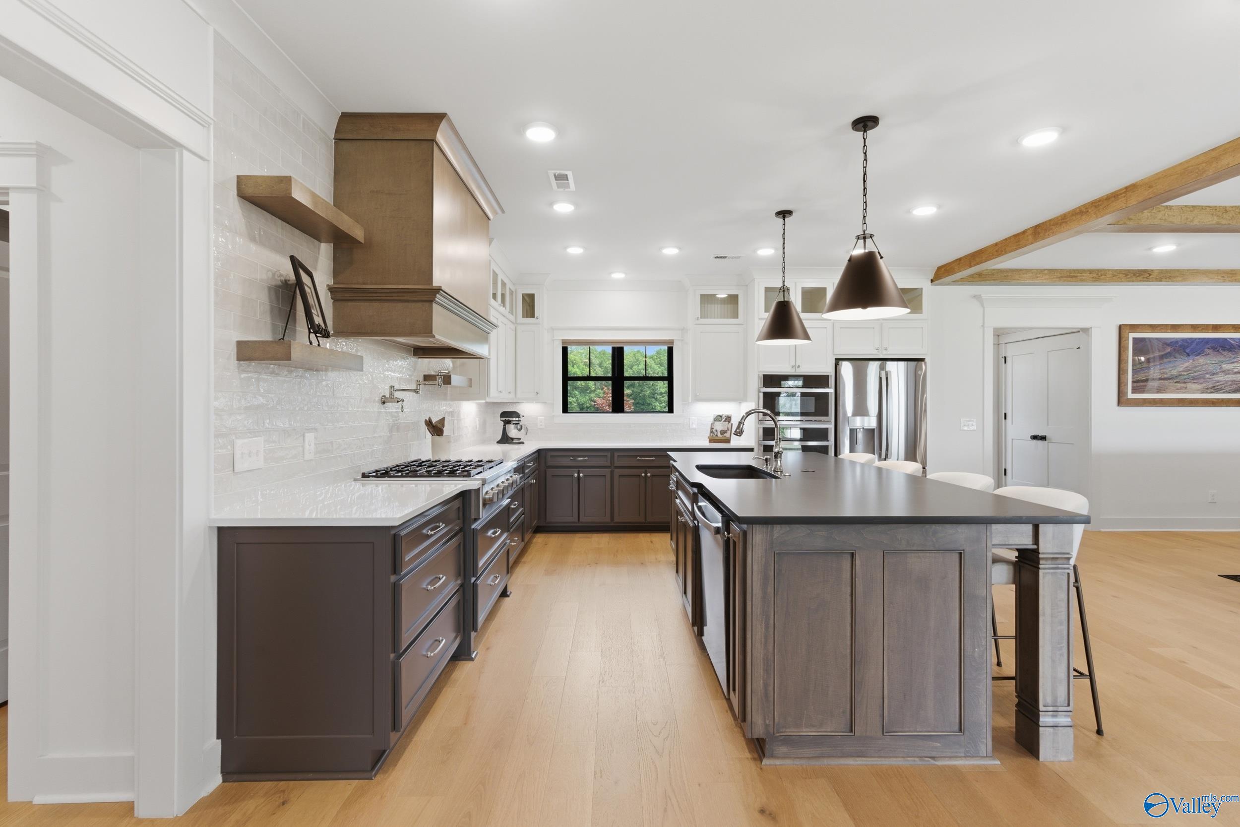 112 Sydney School Way