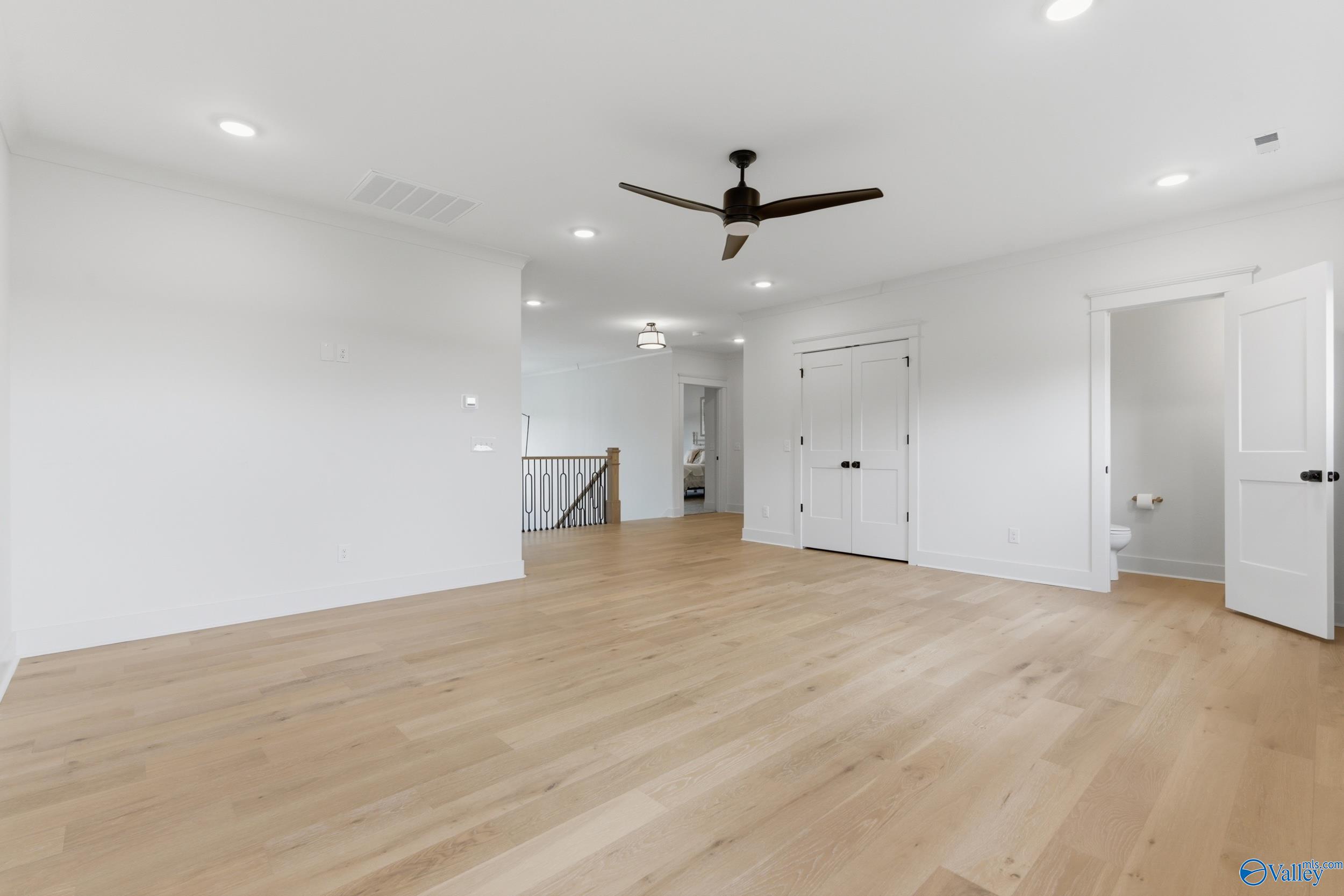 112 Sydney School Way