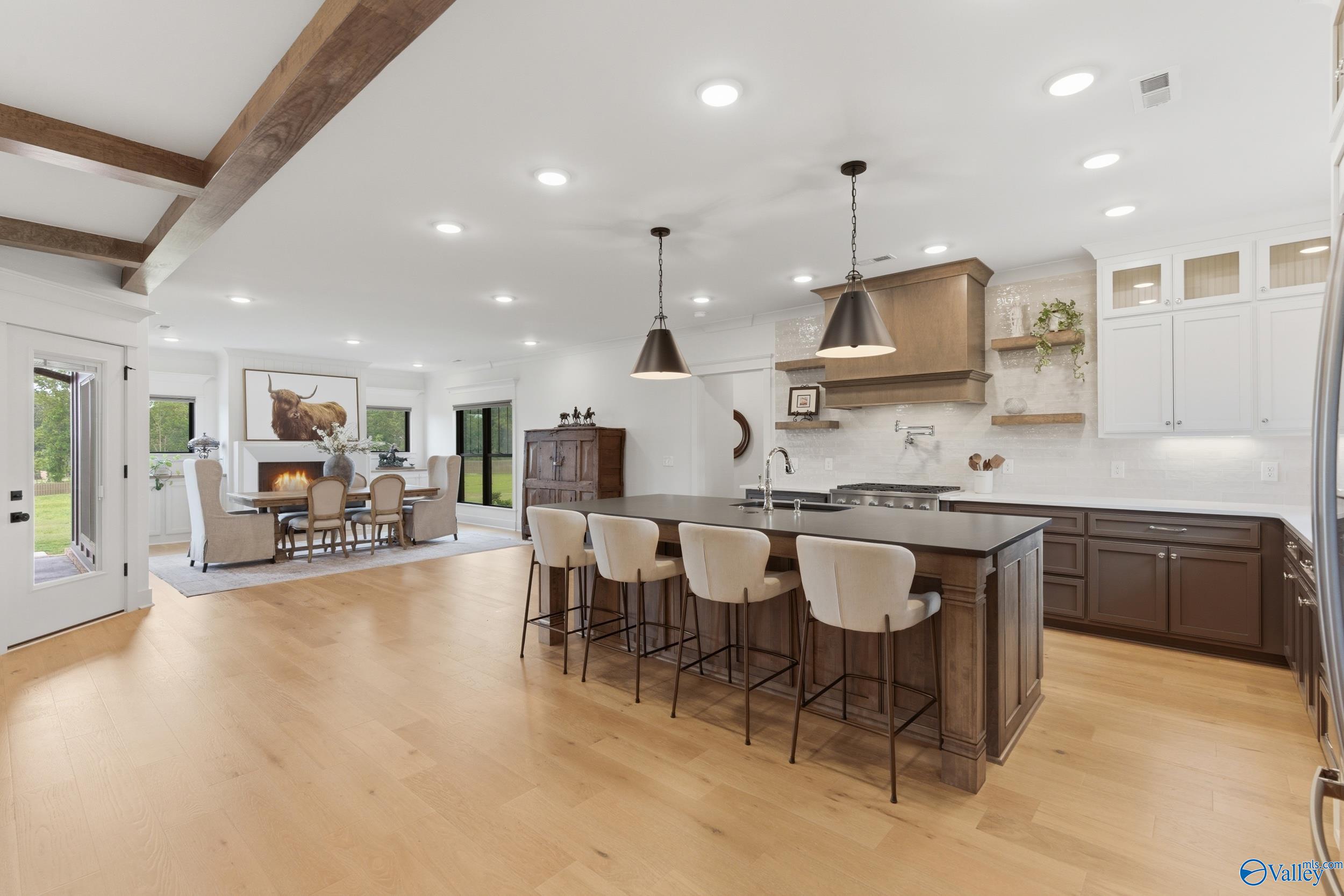 112 Sydney School Way