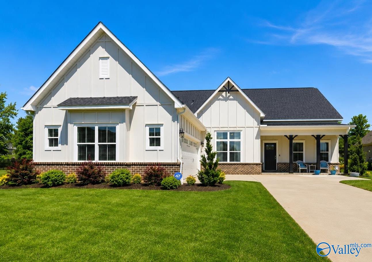 307 Anna Dora Way